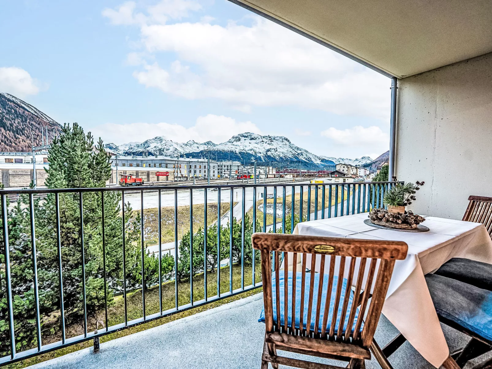 Chesa Promulins-Buiten