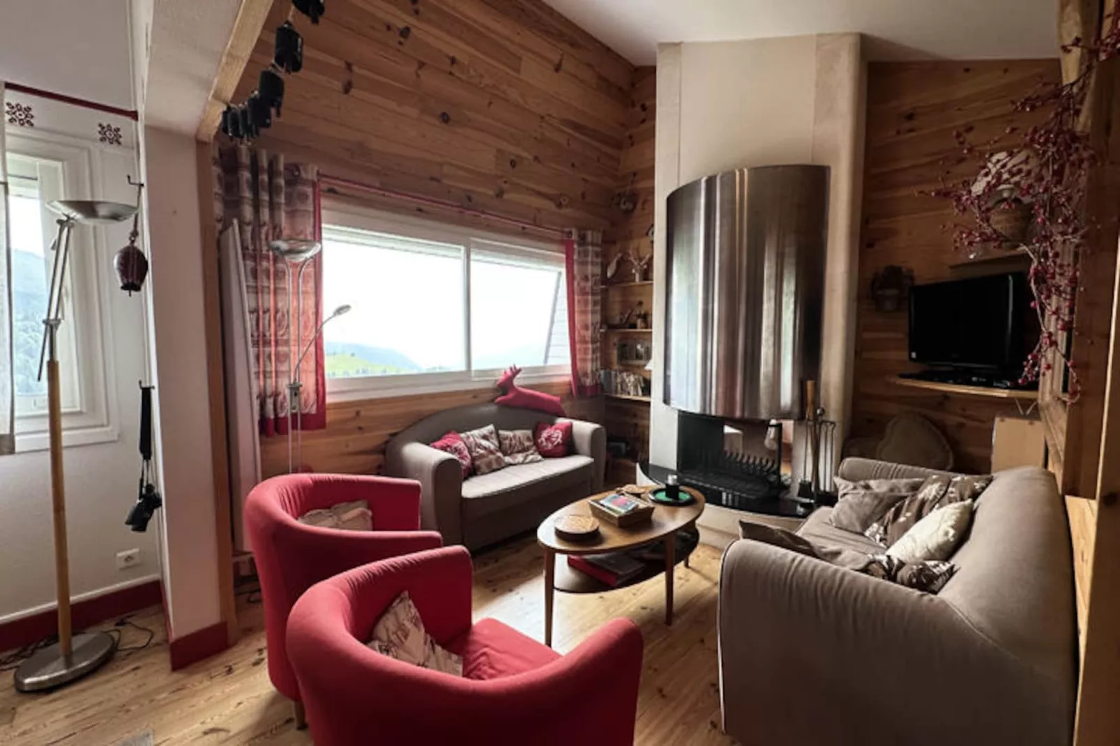 Appartements à Saint Jacques Des Blats-Niet-getagd