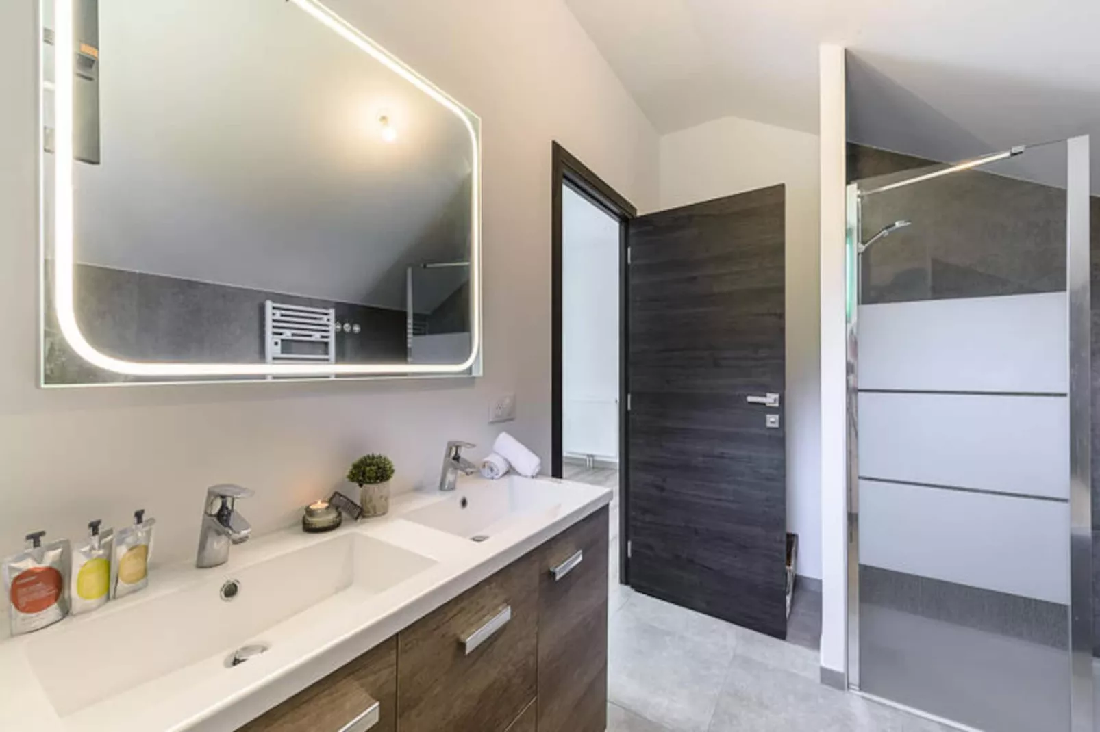 Maison à Saint-Jorioz-Niet-getagd