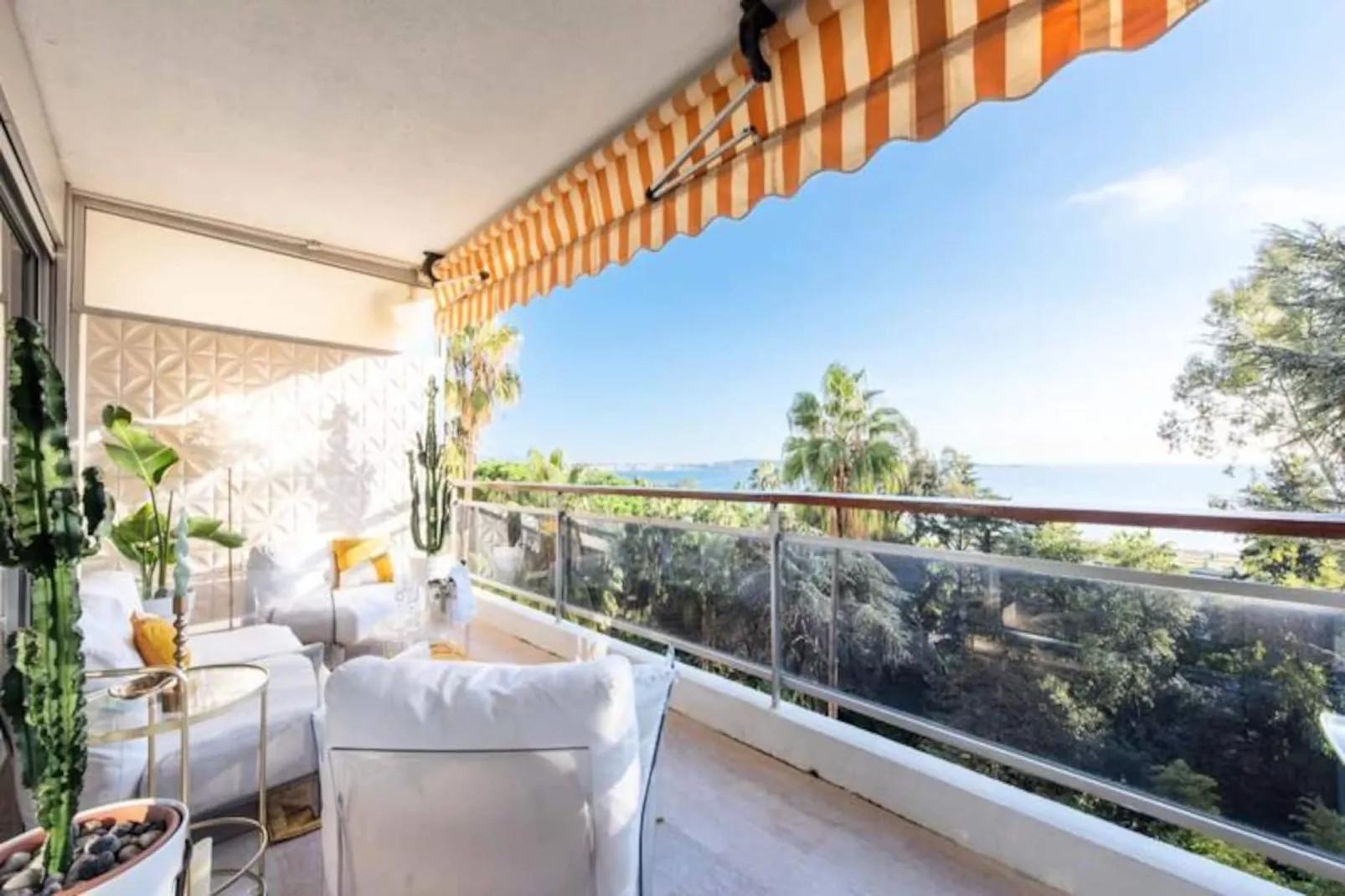 Résidence C&ocirc;te D&rsquo;azur, Vue Mer, Tennis, Plage-Niet-getagd