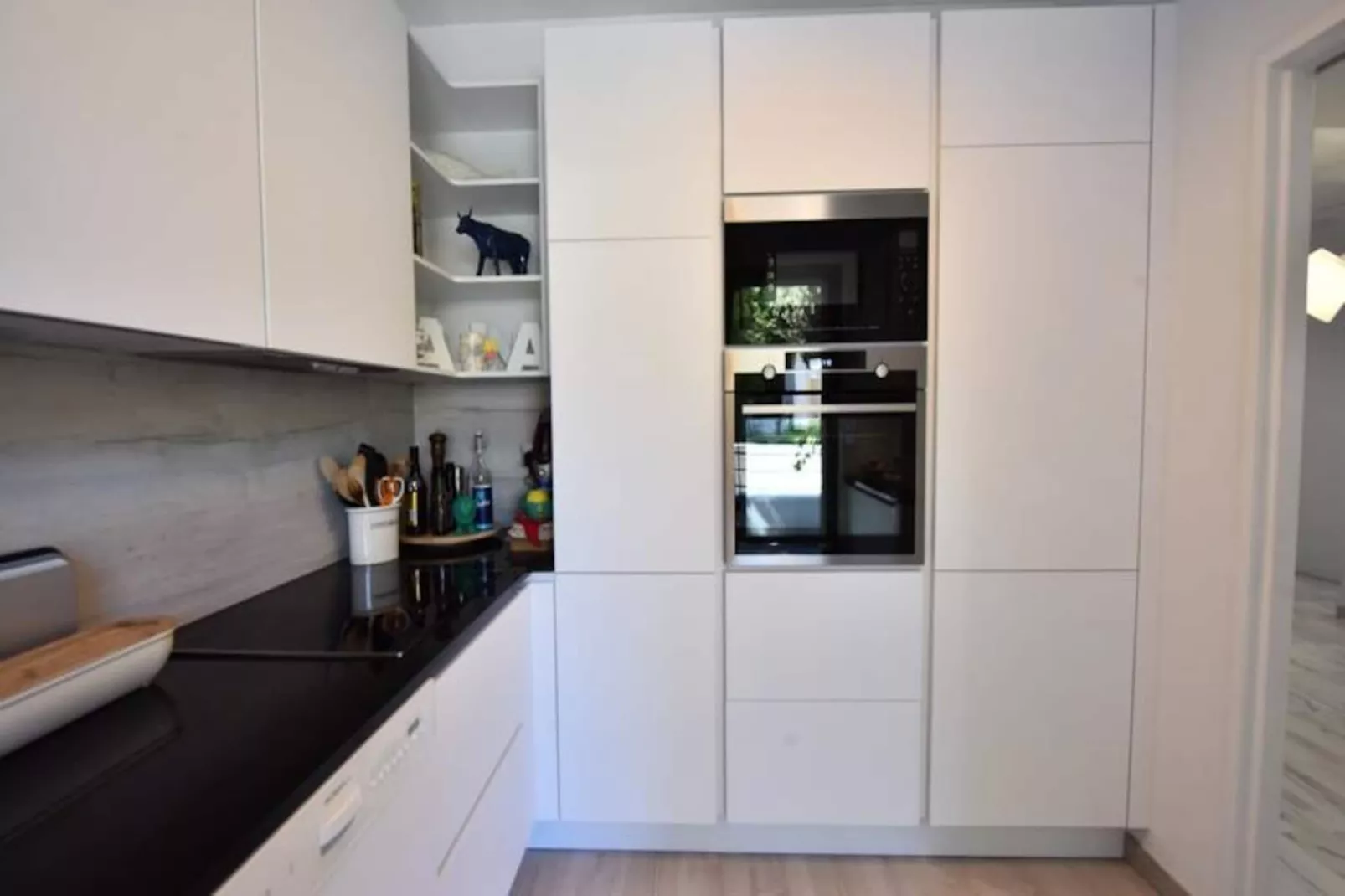 Résidence 4p Avec Grande Terrasse Et Piscine-Niet-getagd