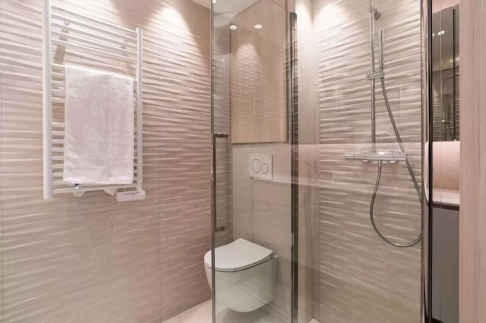 Résidence 2p Avec Terrasse Vue Mer & Parking, 2min Des Plages-Niet-getagd