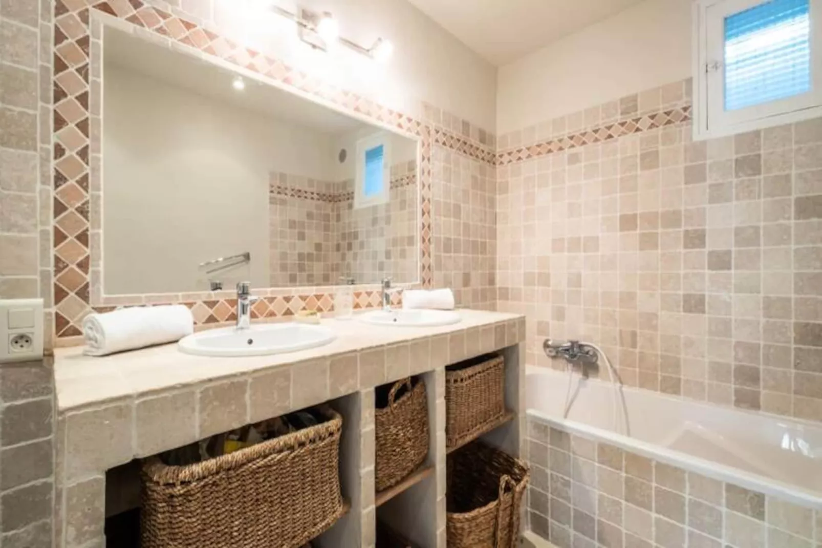 Résidence Maison Et Piscine Chauff&eacute;e 5min &agrave; Pied Du Centre !-Niet-getagd