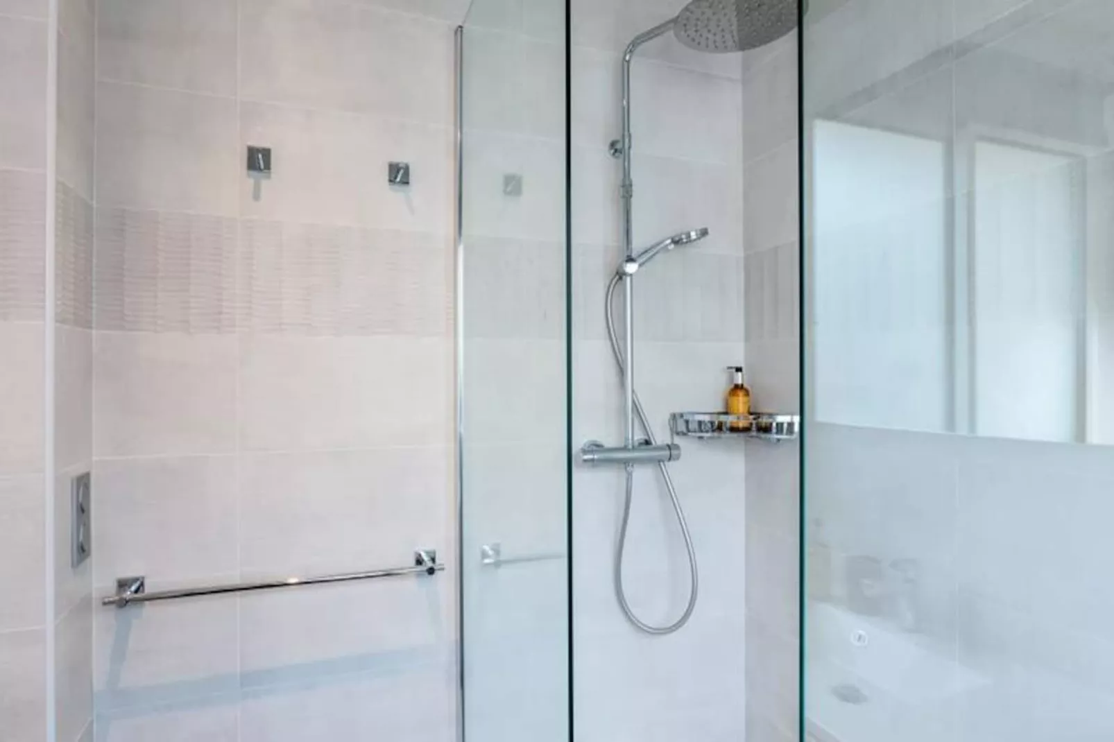 Résidence 2 Pi&egrave;ces  Terrasse &agrave; 8min &agrave; Pied Du Centre Parking-Niet-getagd