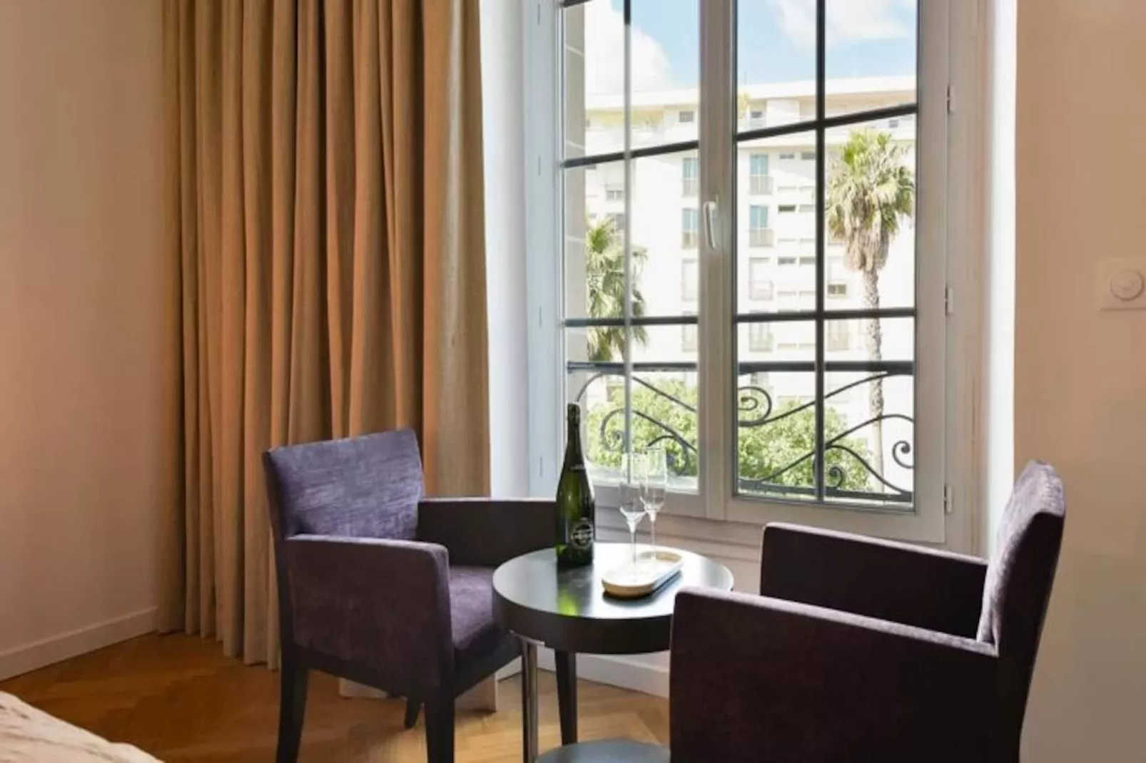 Résidence  Rare 4p Standing Proche Croisette-Niet-getagd