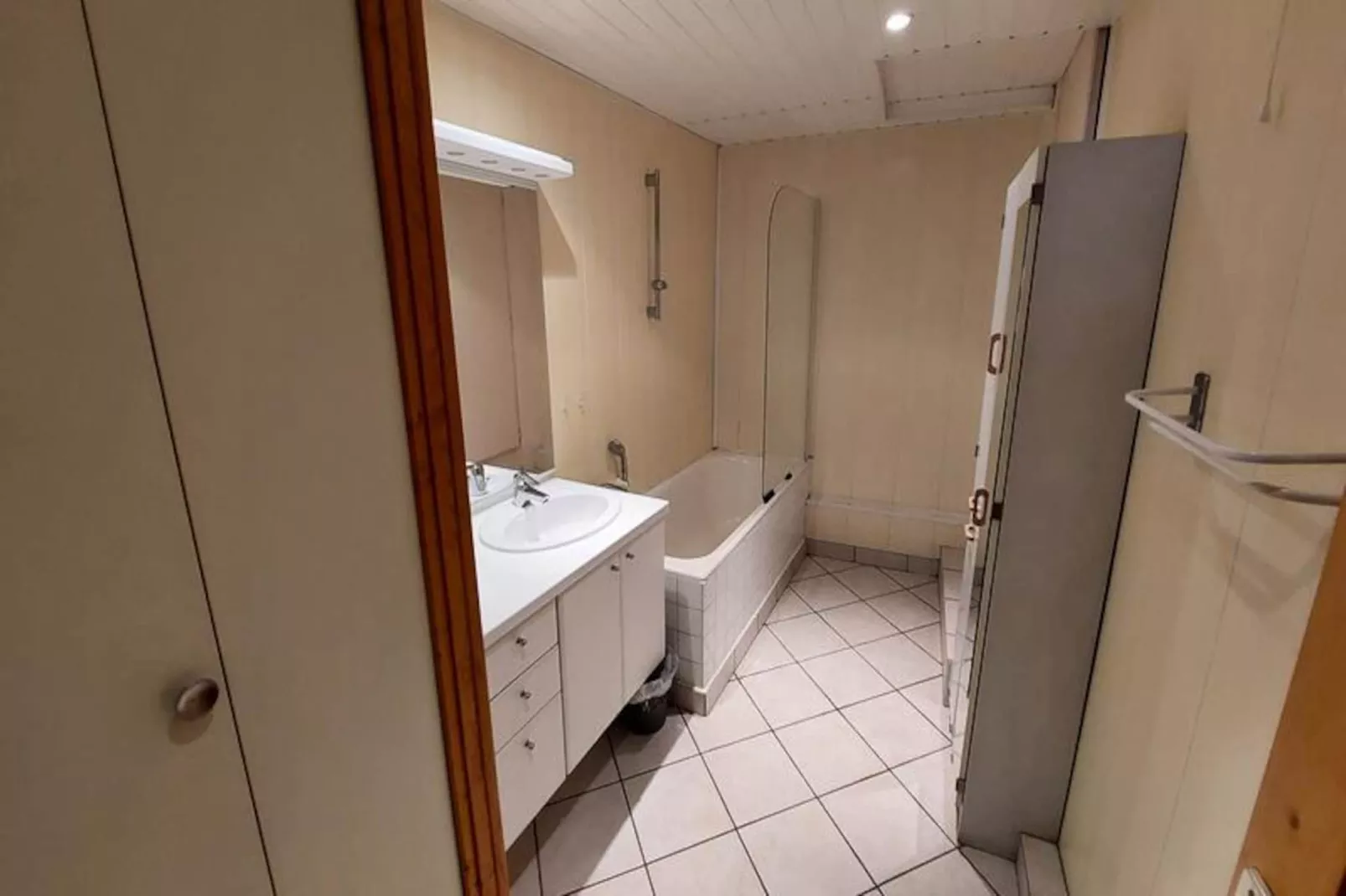 Résidence Magnin Sports - Niet-getagd