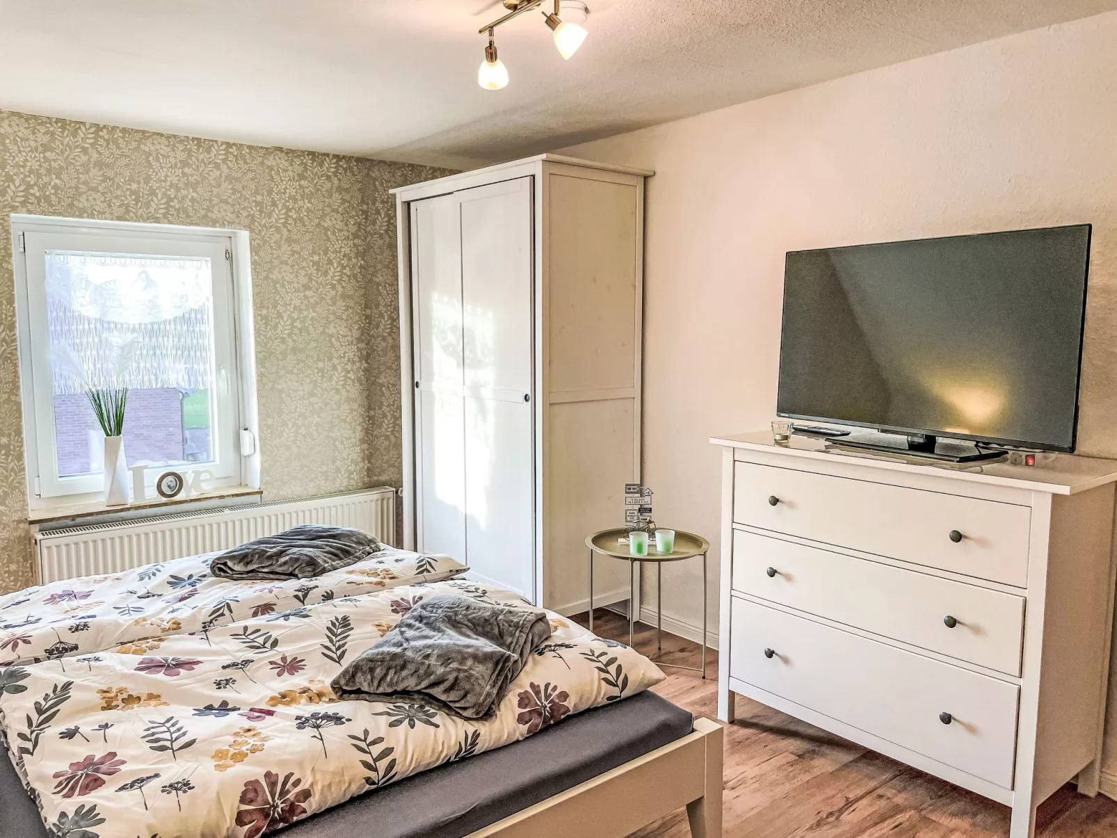 Die Dorfperle-Binnen