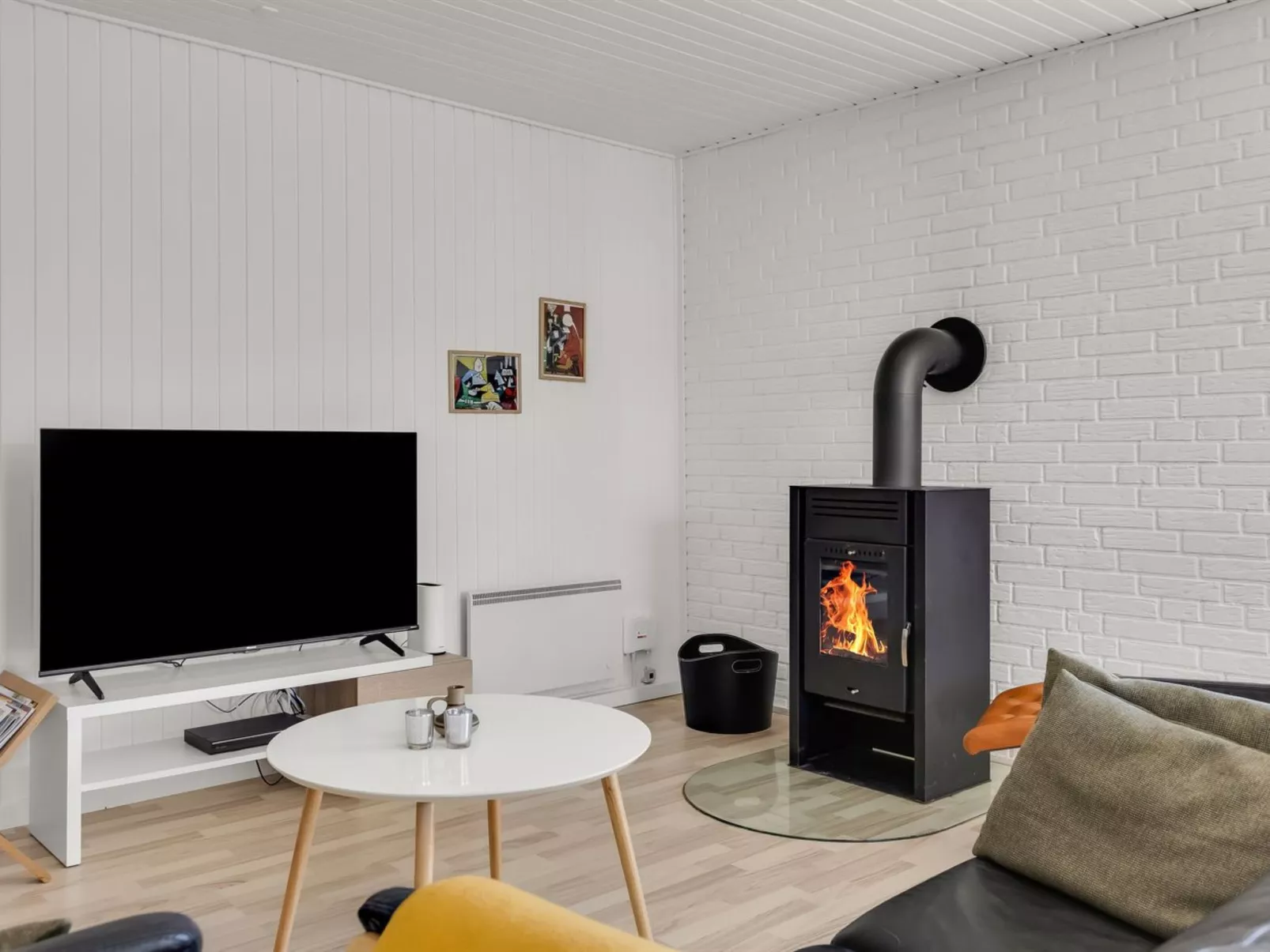 "Denisa" - 2.3km from the sea-Binnen