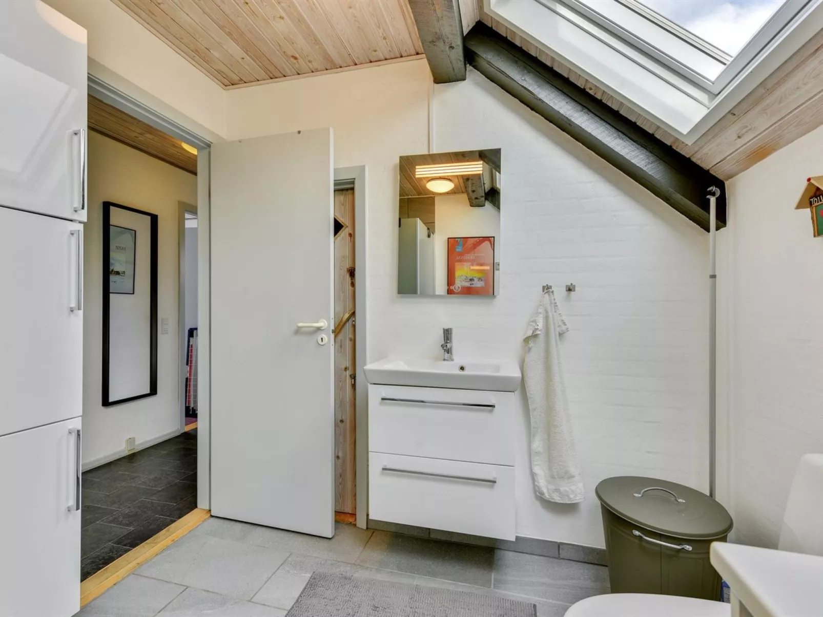 "Gizella" - 850m to the fjord-Binnen