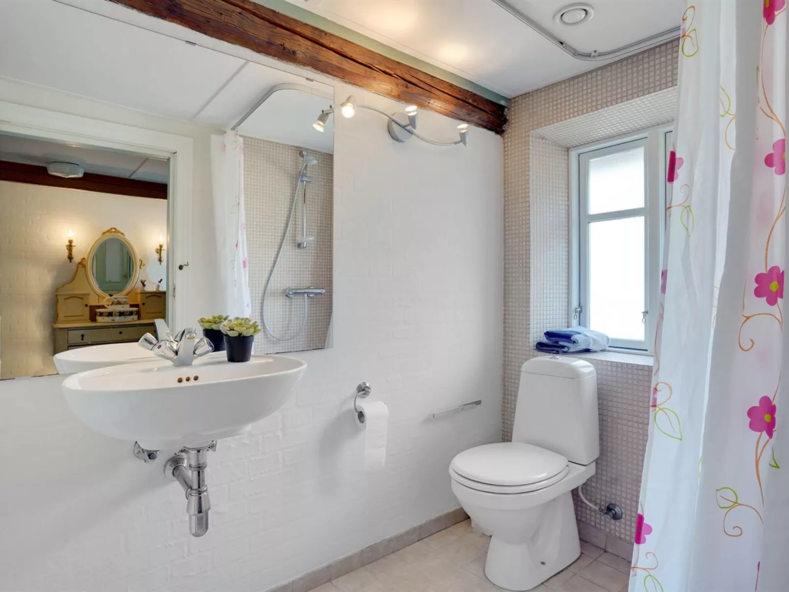 "Arik" - 700m from the sea-Binnen