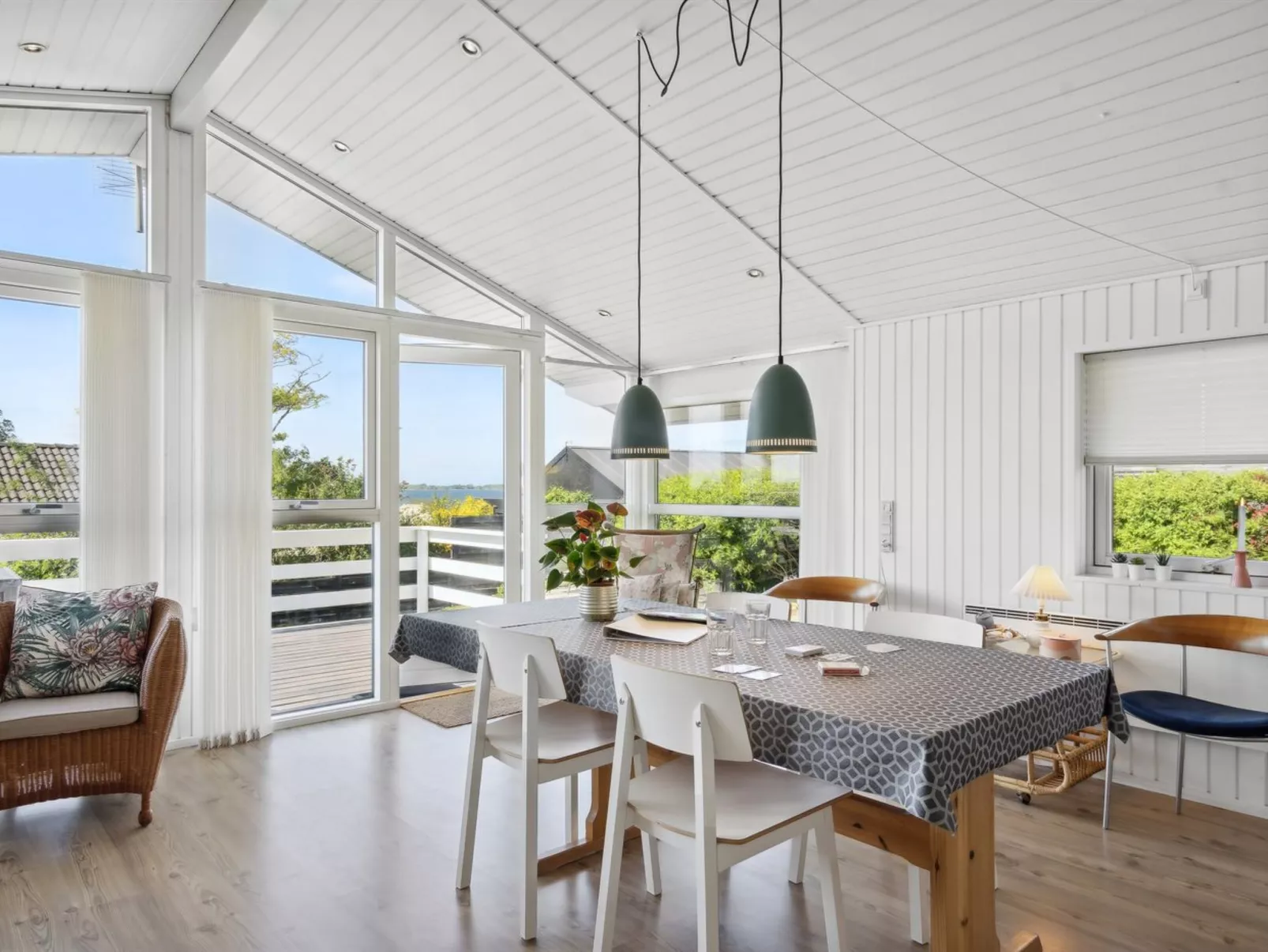 "Wrange" - 150m from the sea-Binnen