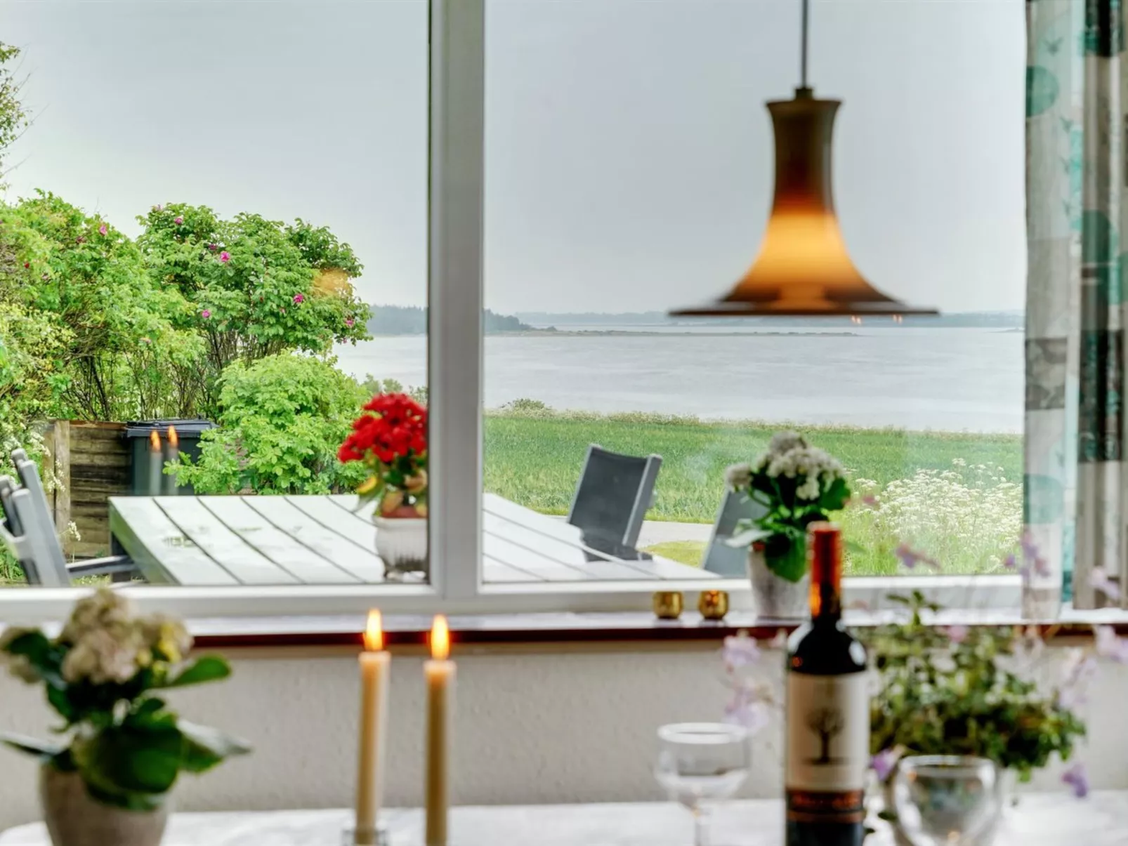 "Ephra" - 250m to the fjord-Binnen