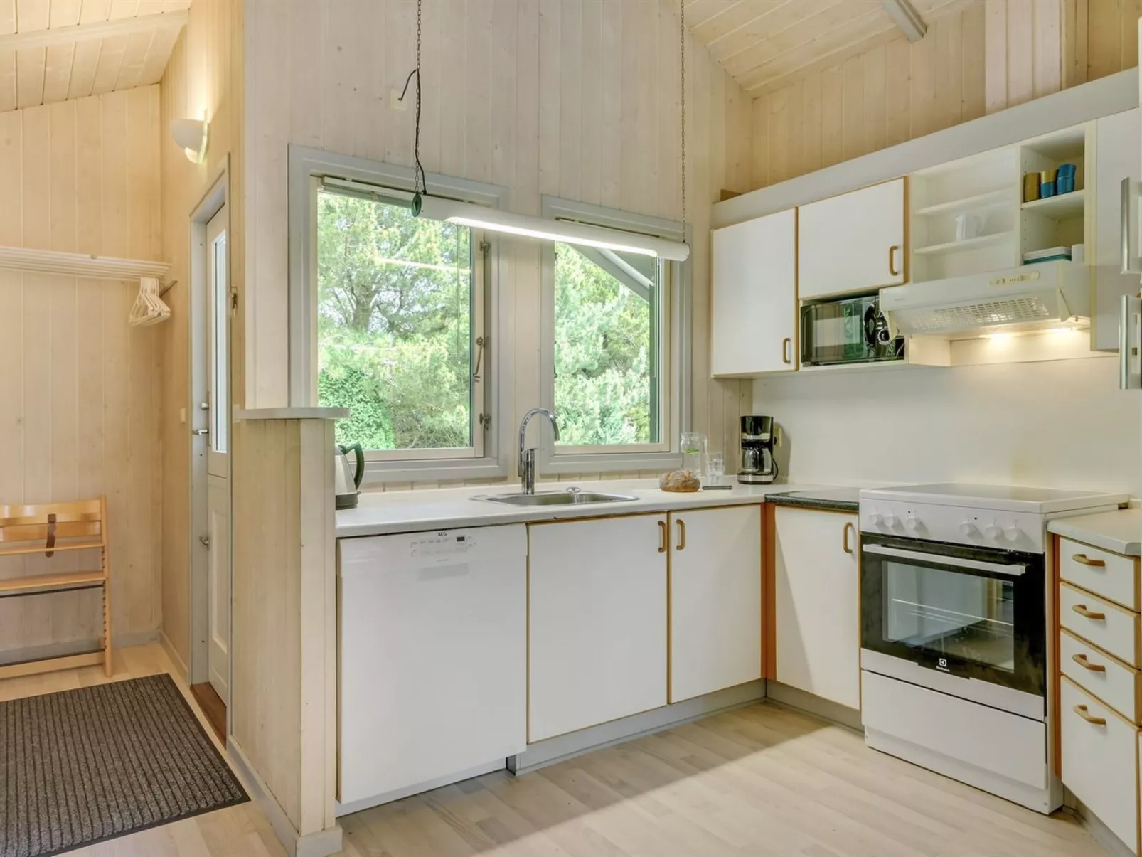 "Joakim" - 350m from the sea-Binnen