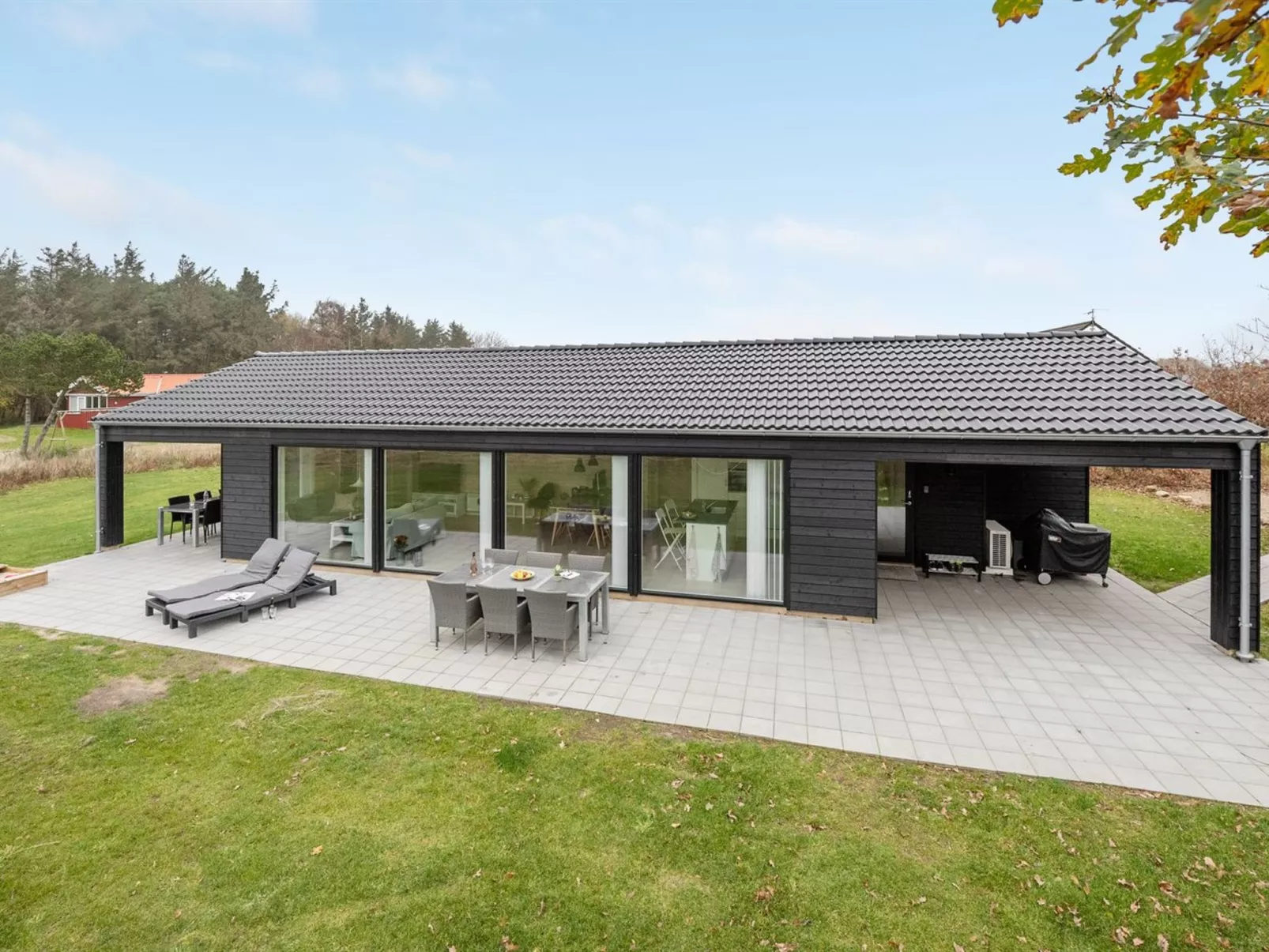 "Tindra" - 30m to the fjord-Buiten