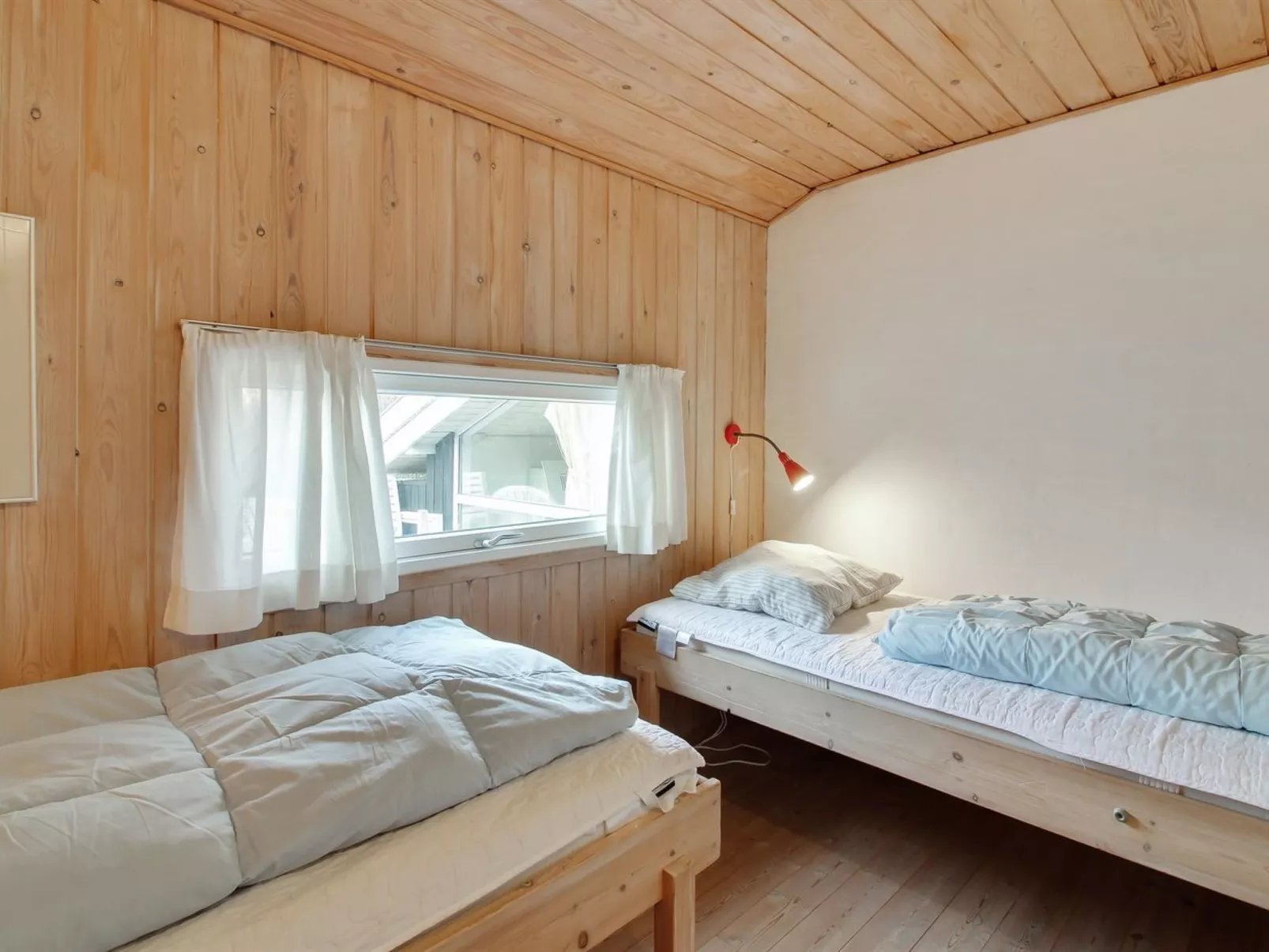 "Gesine" - 900m from the sea-Binnen