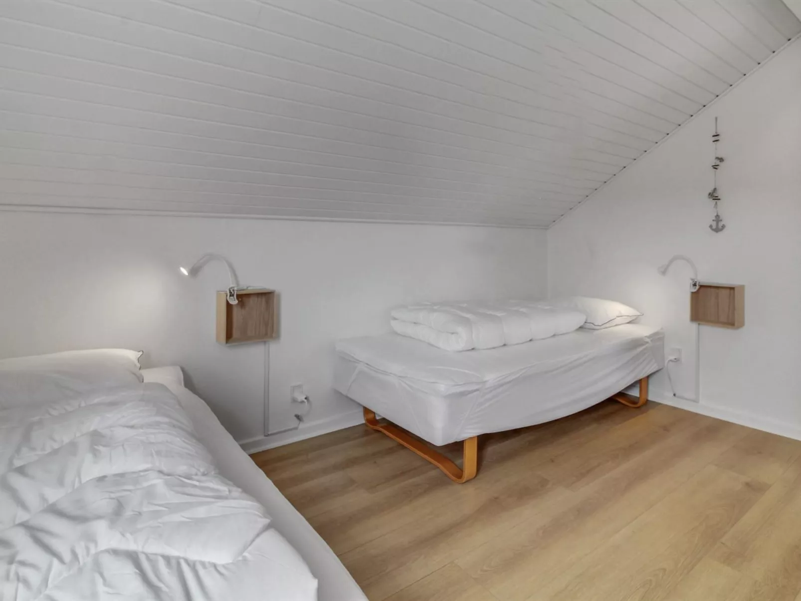 "Raine" - 2.3km from the sea-Binnen