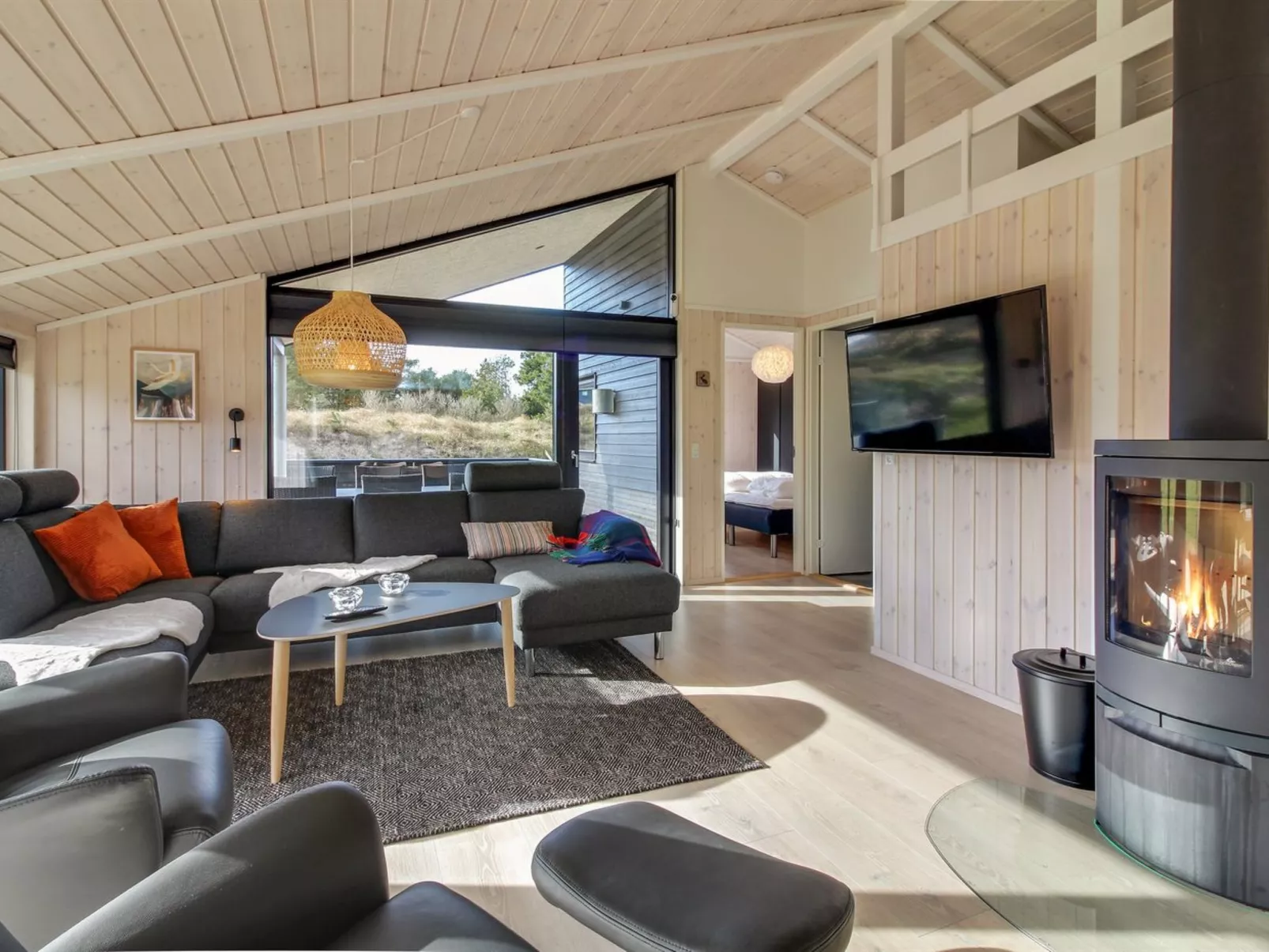 "Vanamo" - 300m from the sea-Binnen