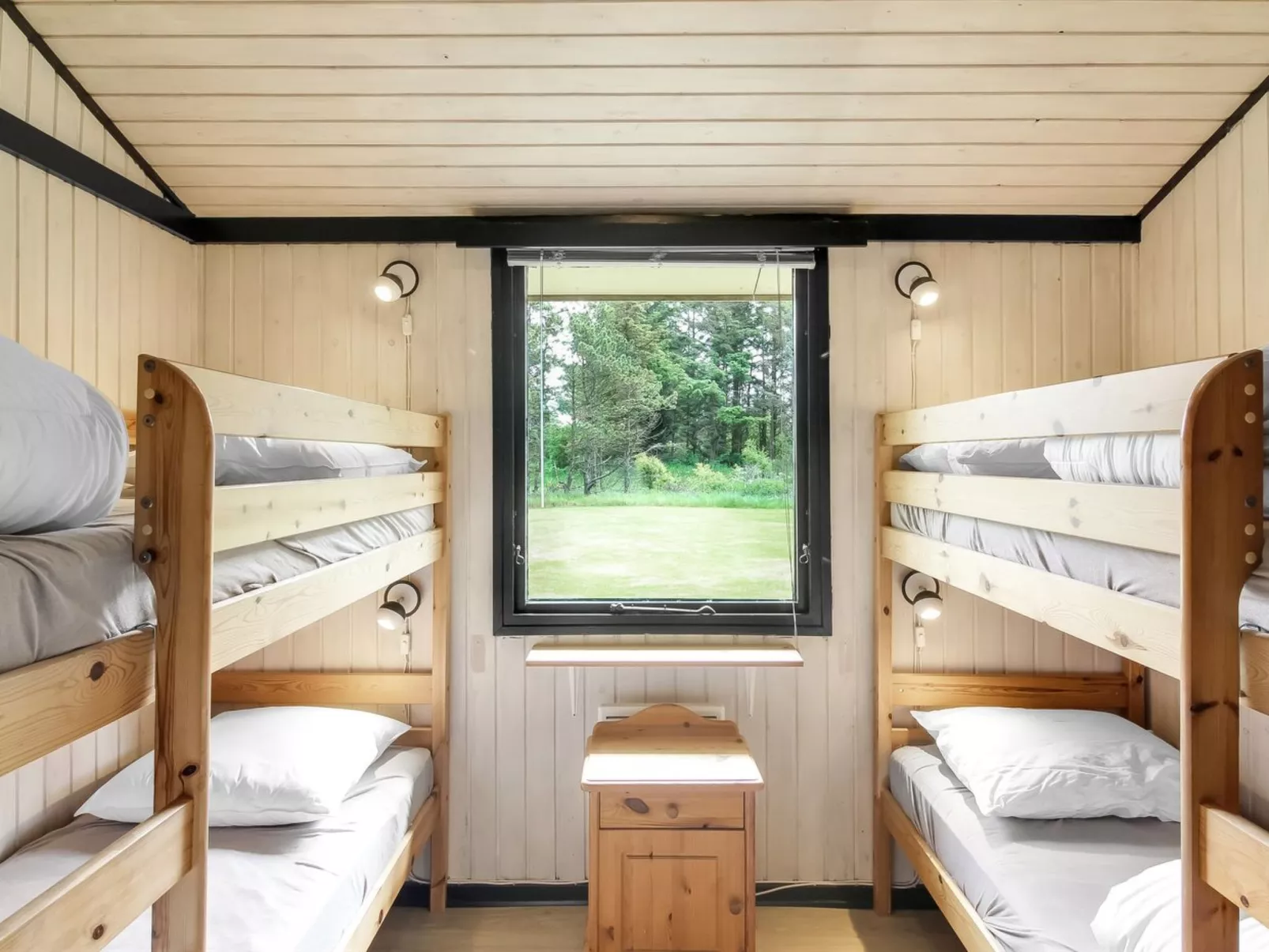 "Biergh" - 600m from the sea-Binnen