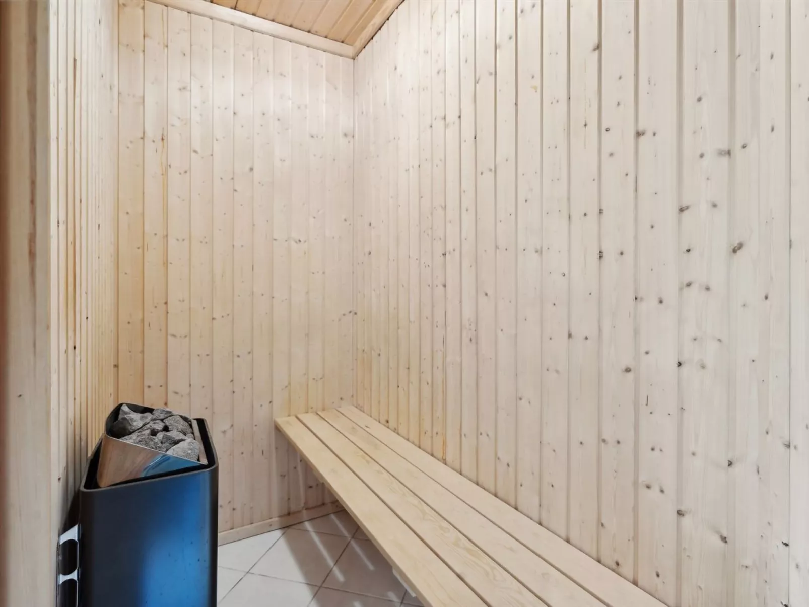 "Erp" - 10km from the sea-Binnen