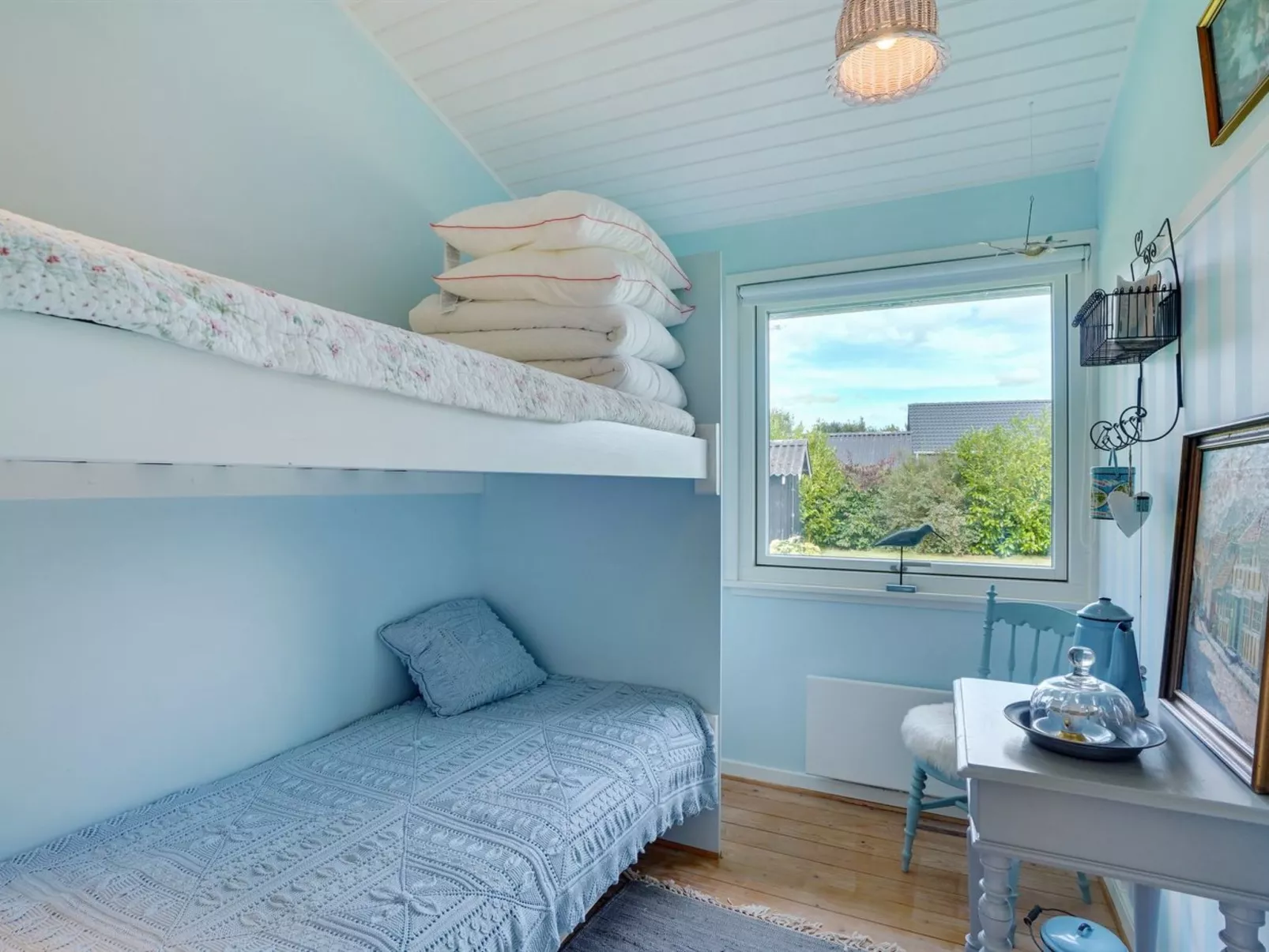 "Suoma" - 400m to the fjord-Binnen