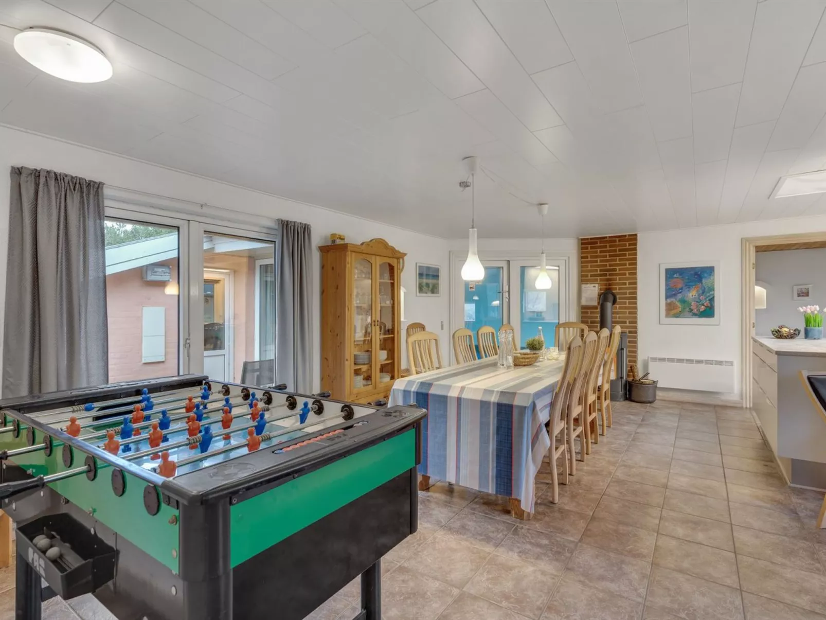 "Vicktoria" - 500m to the fjord-Binnen