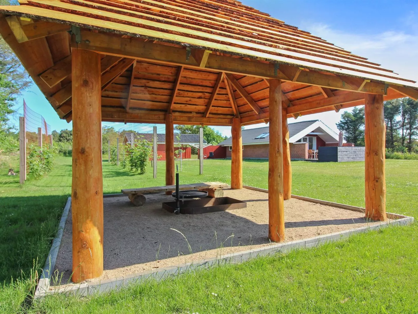 "Halli" - 700m from the sea-Buiten