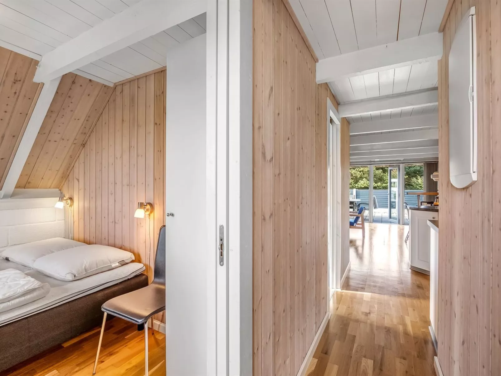 "Hemfrith" - 800m to the fjord-Binnen