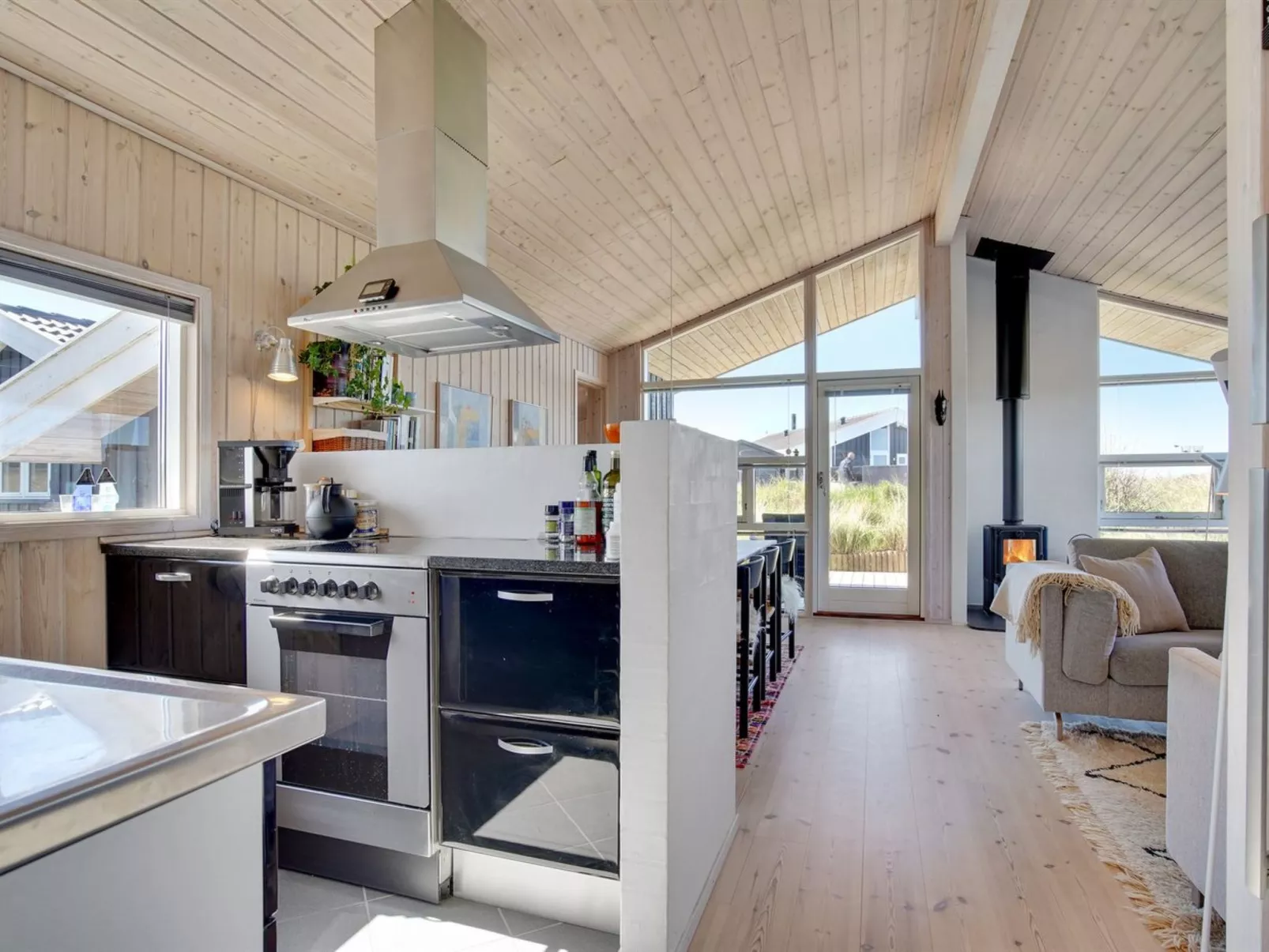 "Gila" - 250m from the sea-Binnen