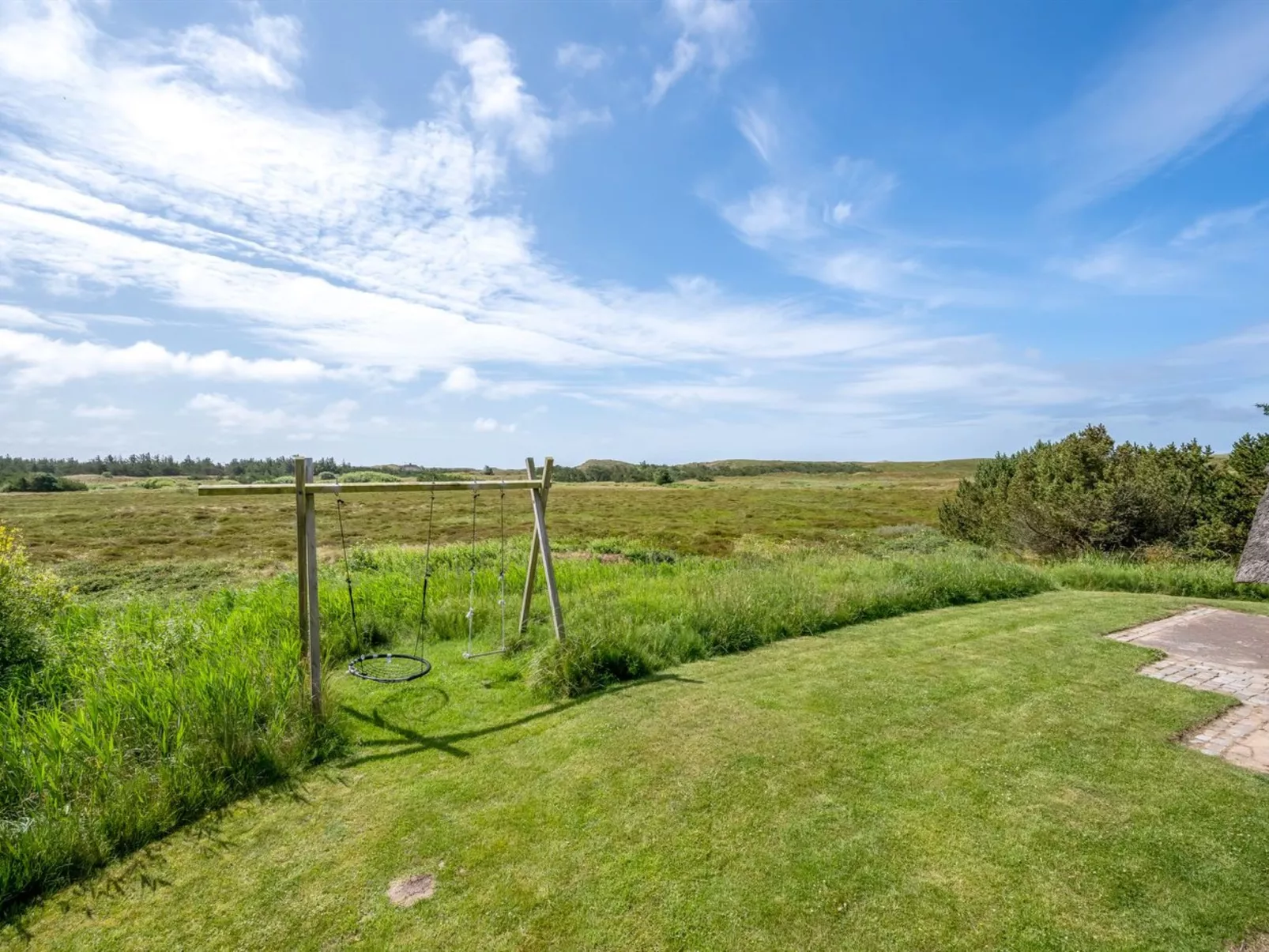 "Vangja" - 700m to the fjord-Buiten