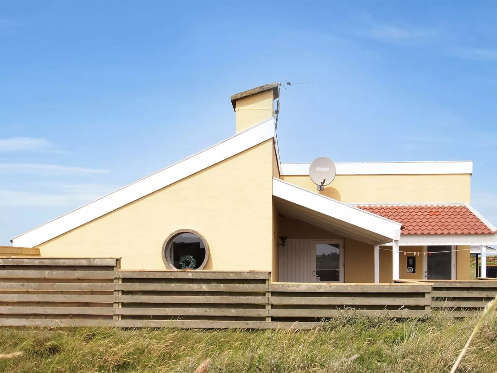 "Jænis" -  from the sea-Buiten