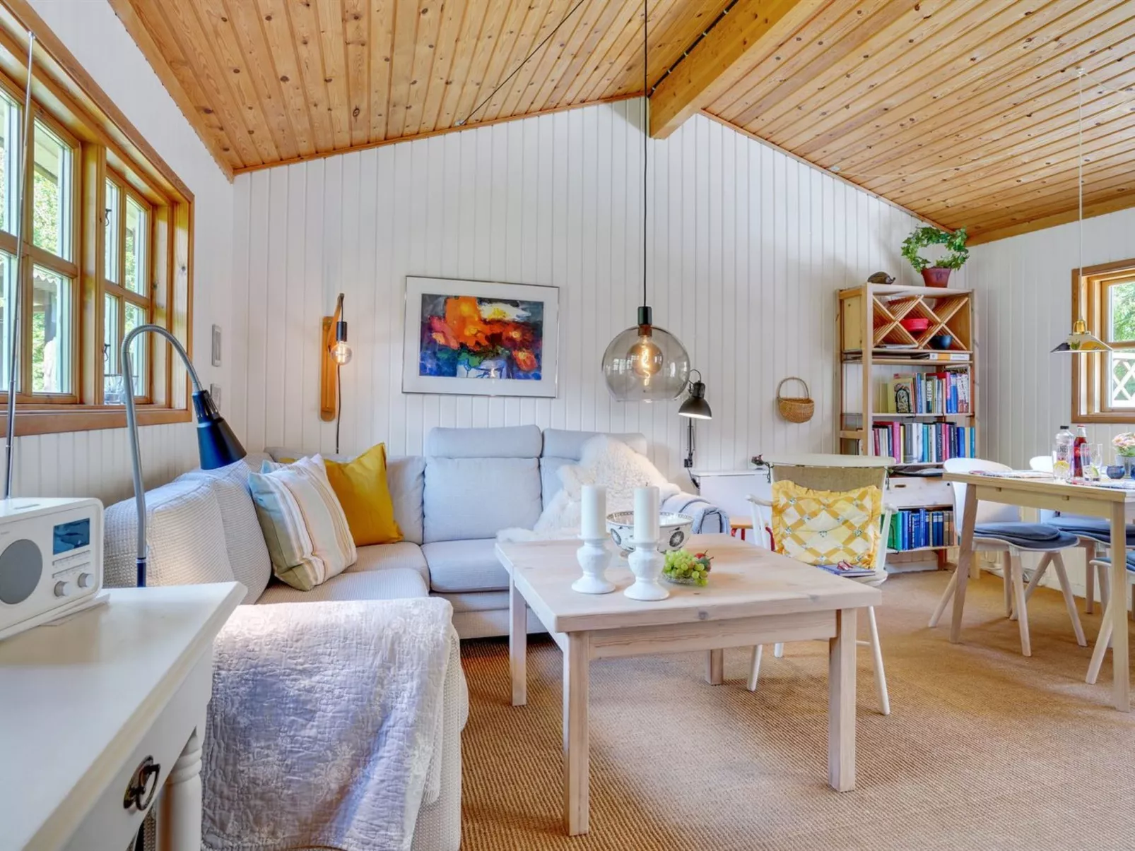 "Mirla" - 300m from the sea-Binnen