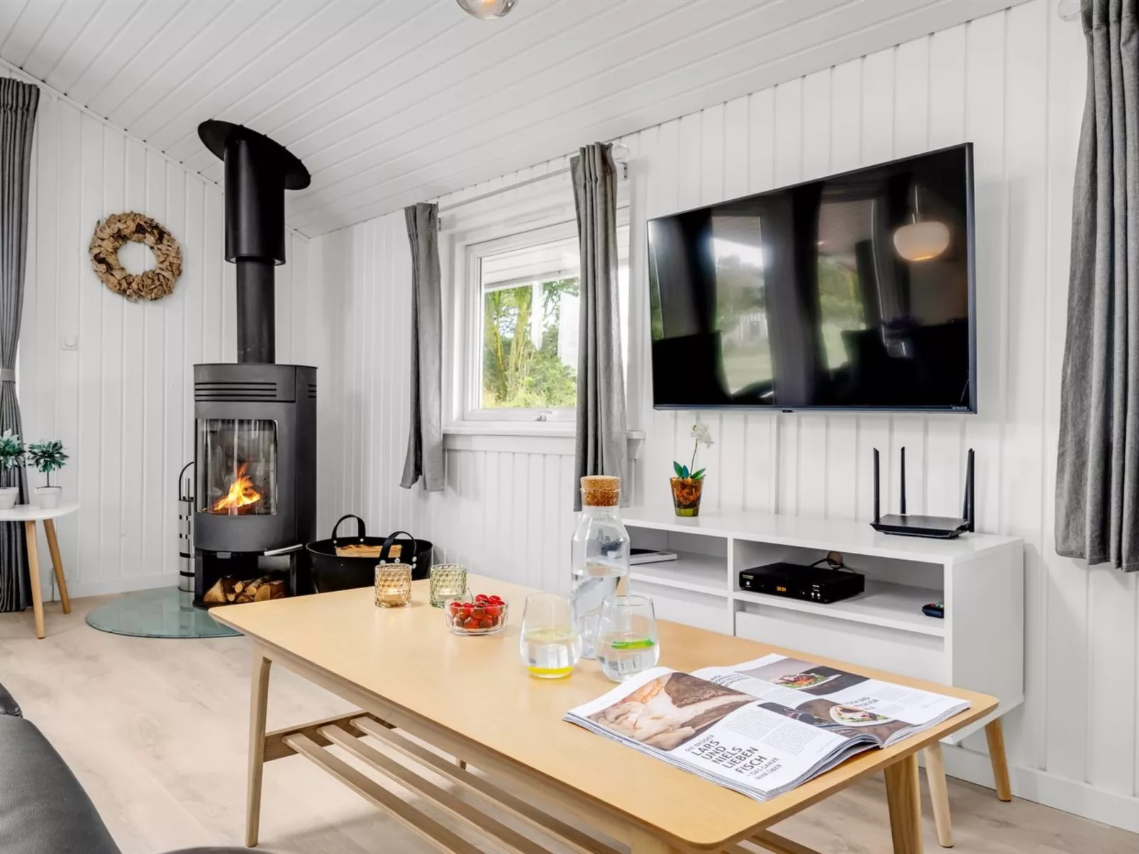 "Kari" - 900m from the sea-Binnen