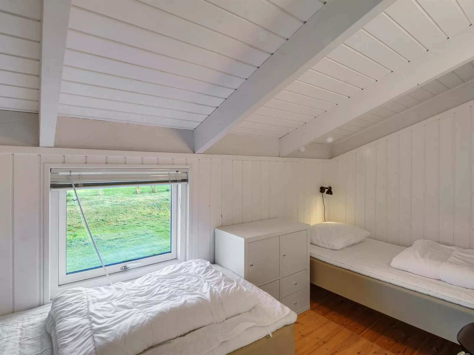 "Clari" - 500m from the sea-Binnen