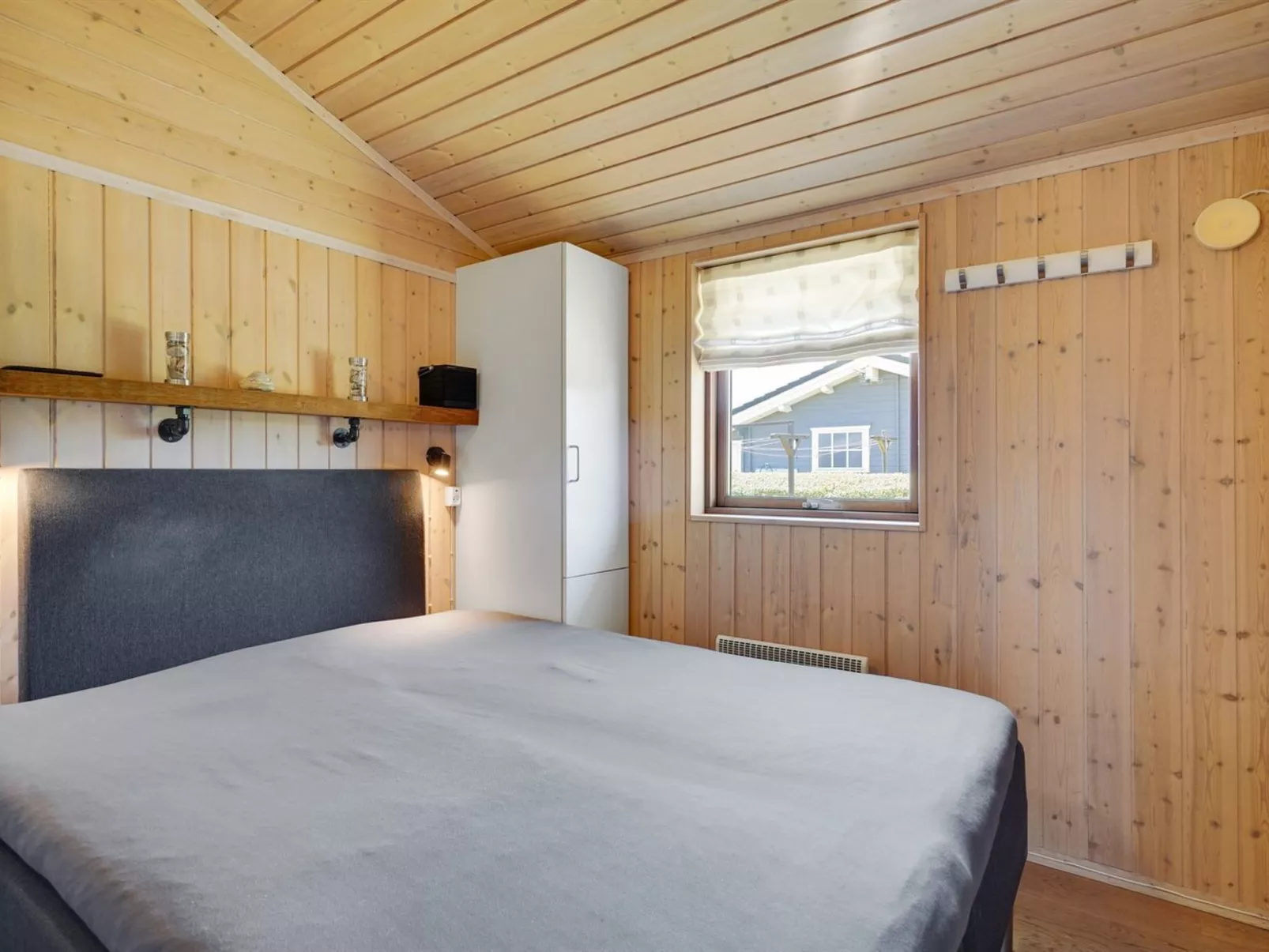 "Ela" - 500m from the sea-Binnen