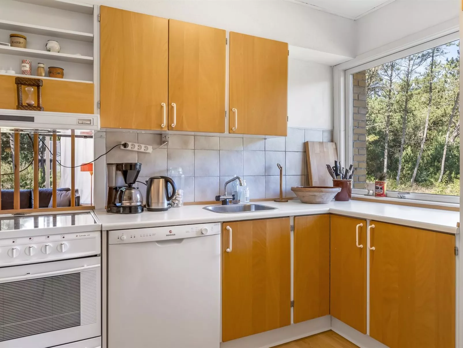 "Dorreth" - 800m from the sea-Binnen