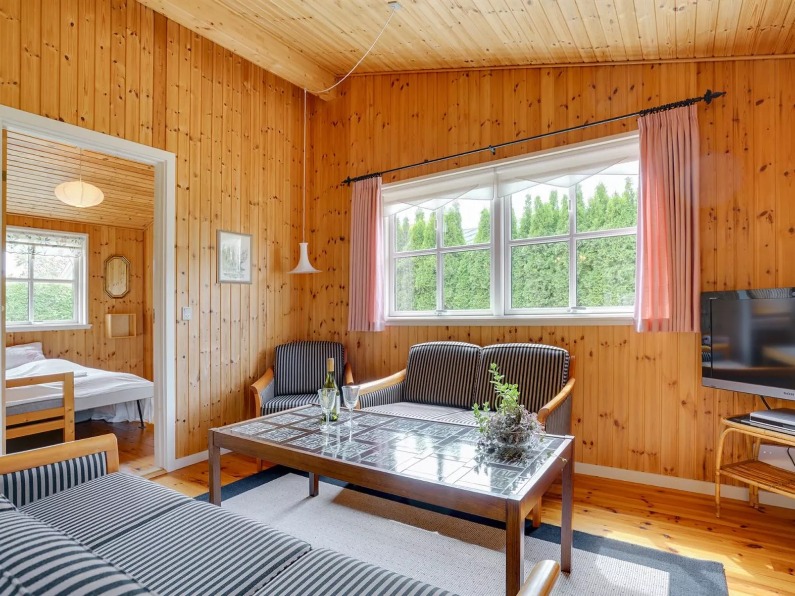 "Siem" - 650m from the sea-Binnen