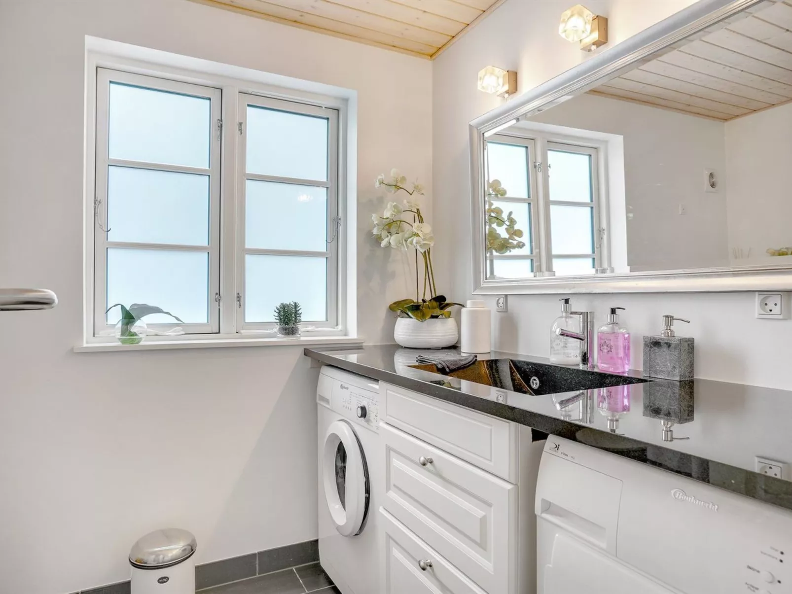 "Amine" - 700m from the sea-Binnen