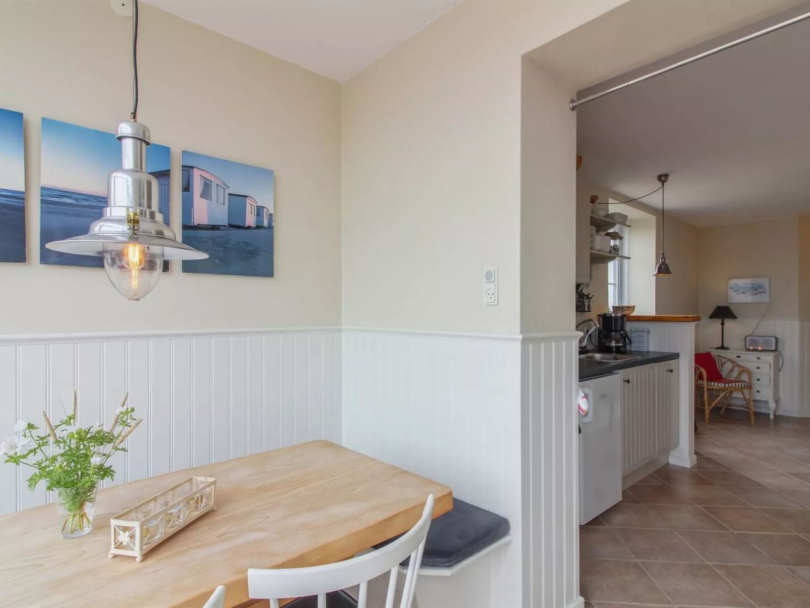 "Asa" - 75m from the sea-Binnen