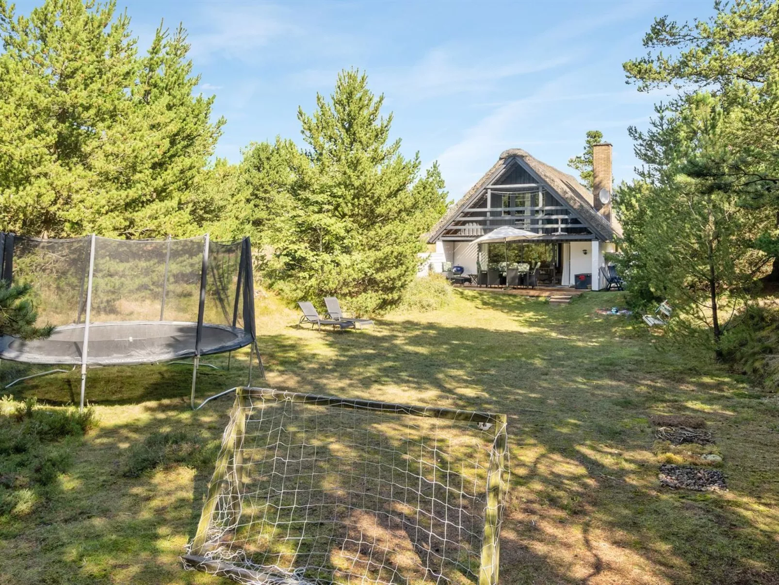 "Benedikta" - 2.4km from the sea-Buiten