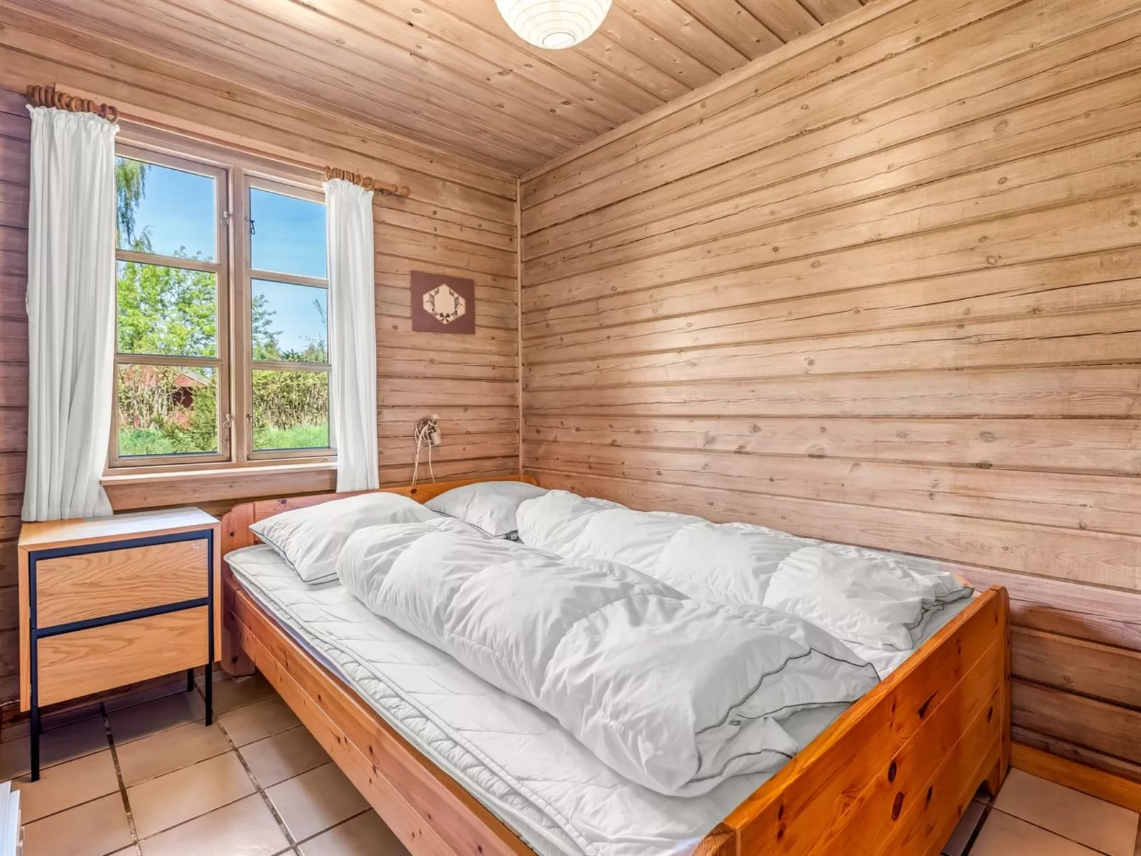 "Berit" - 700m from the sea-Binnen