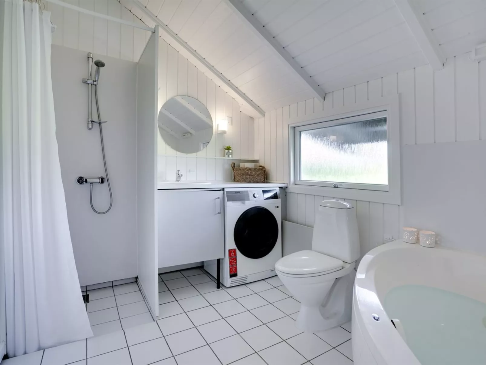 "Edvardsine" - 12km from the sea-Binnen