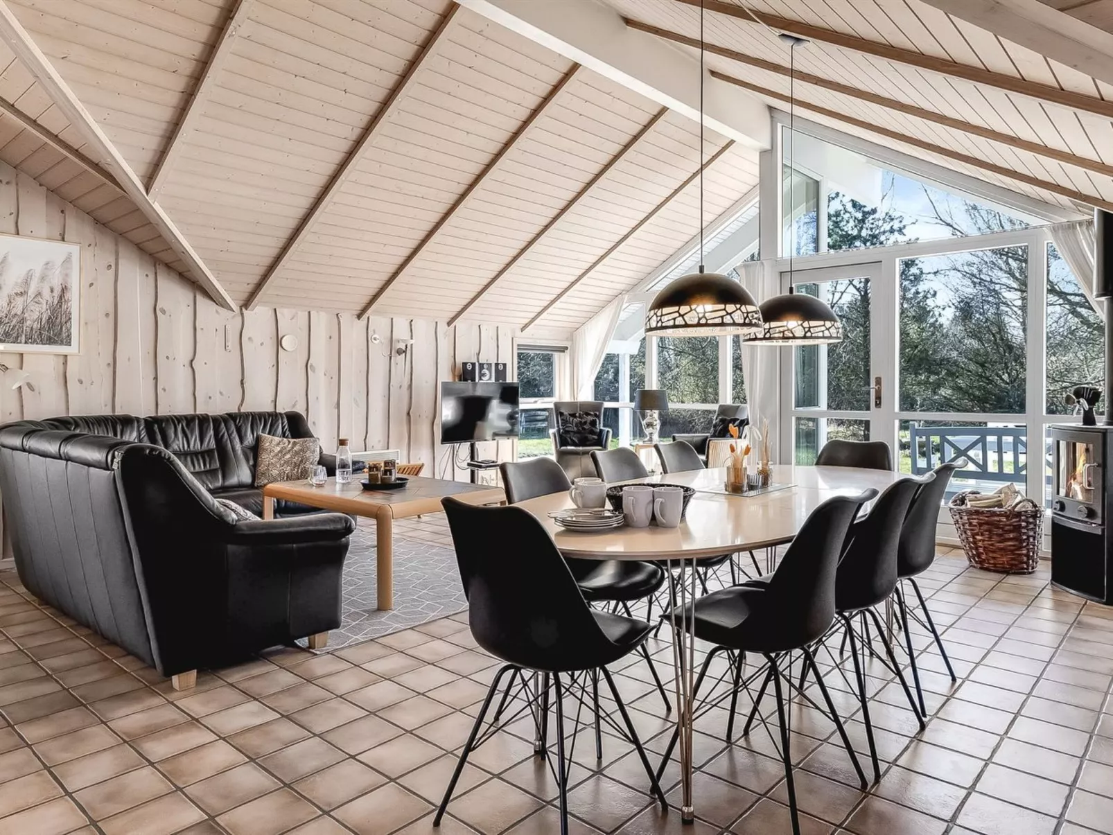 "Tovi" - 4km from the sea-Binnen