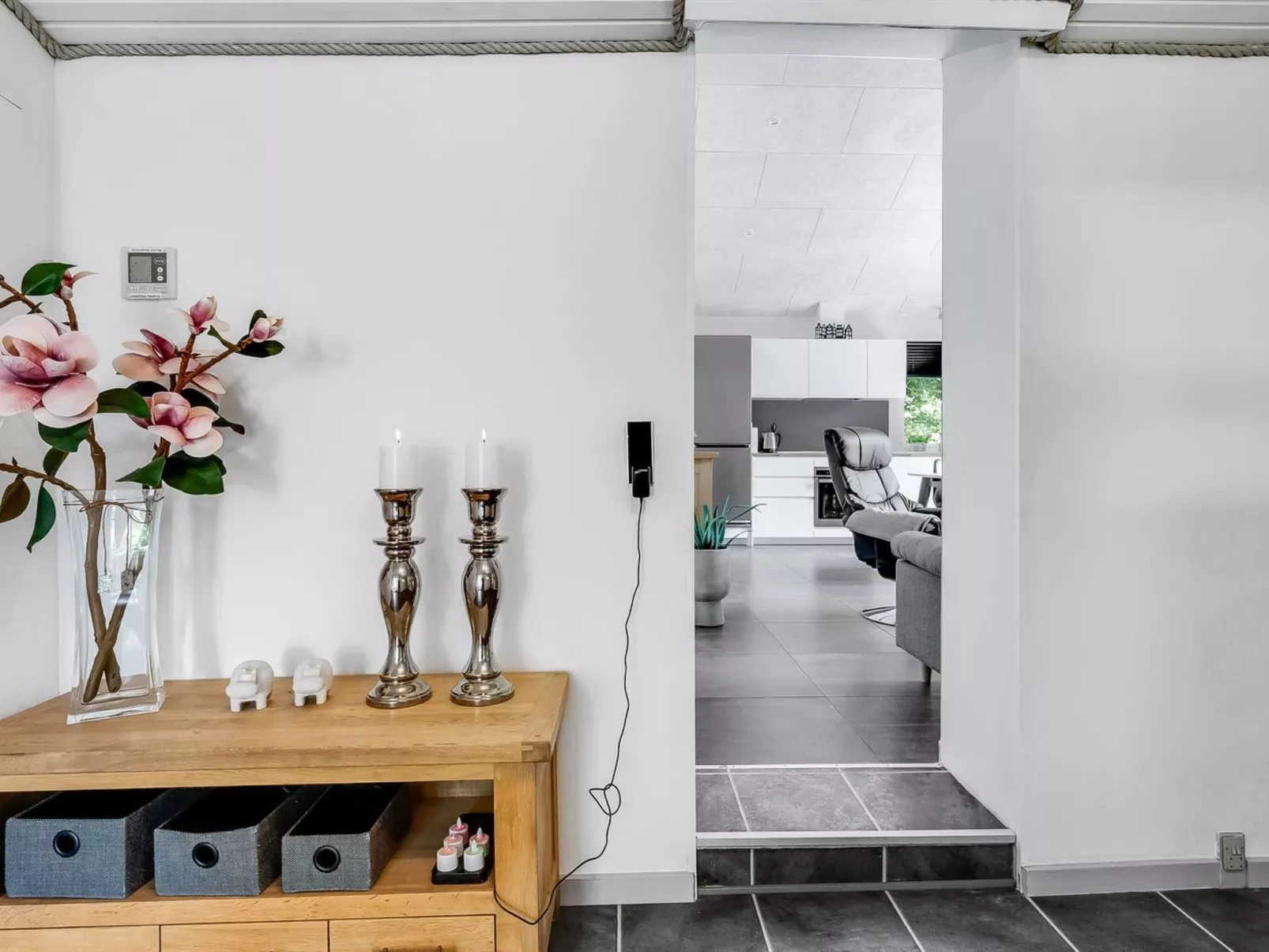 "Sunja" - 450m from the sea-Binnen