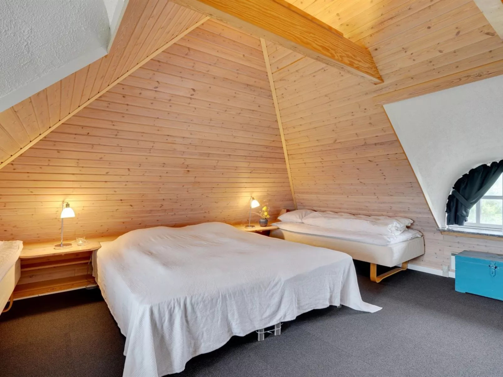 "Ulva" - 400m from the sea-Binnen