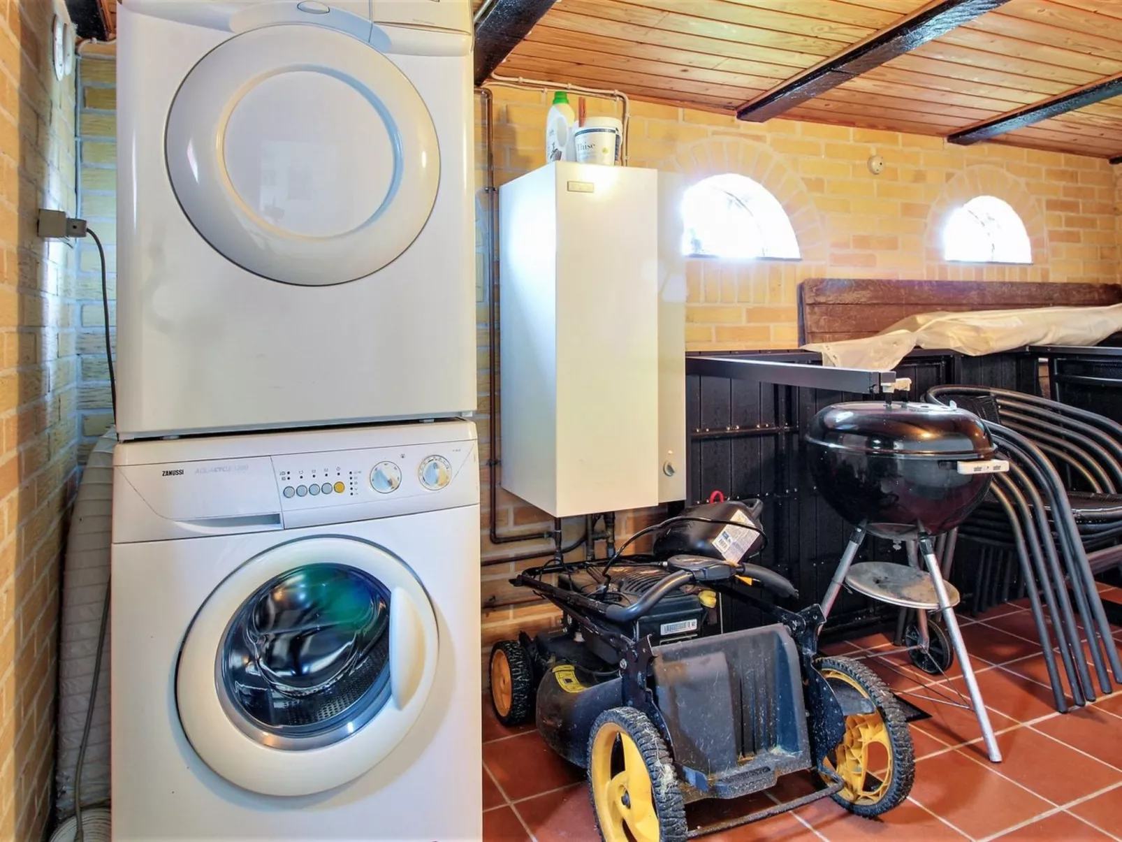 "Eduard" - 4.3km from the sea-Binnen