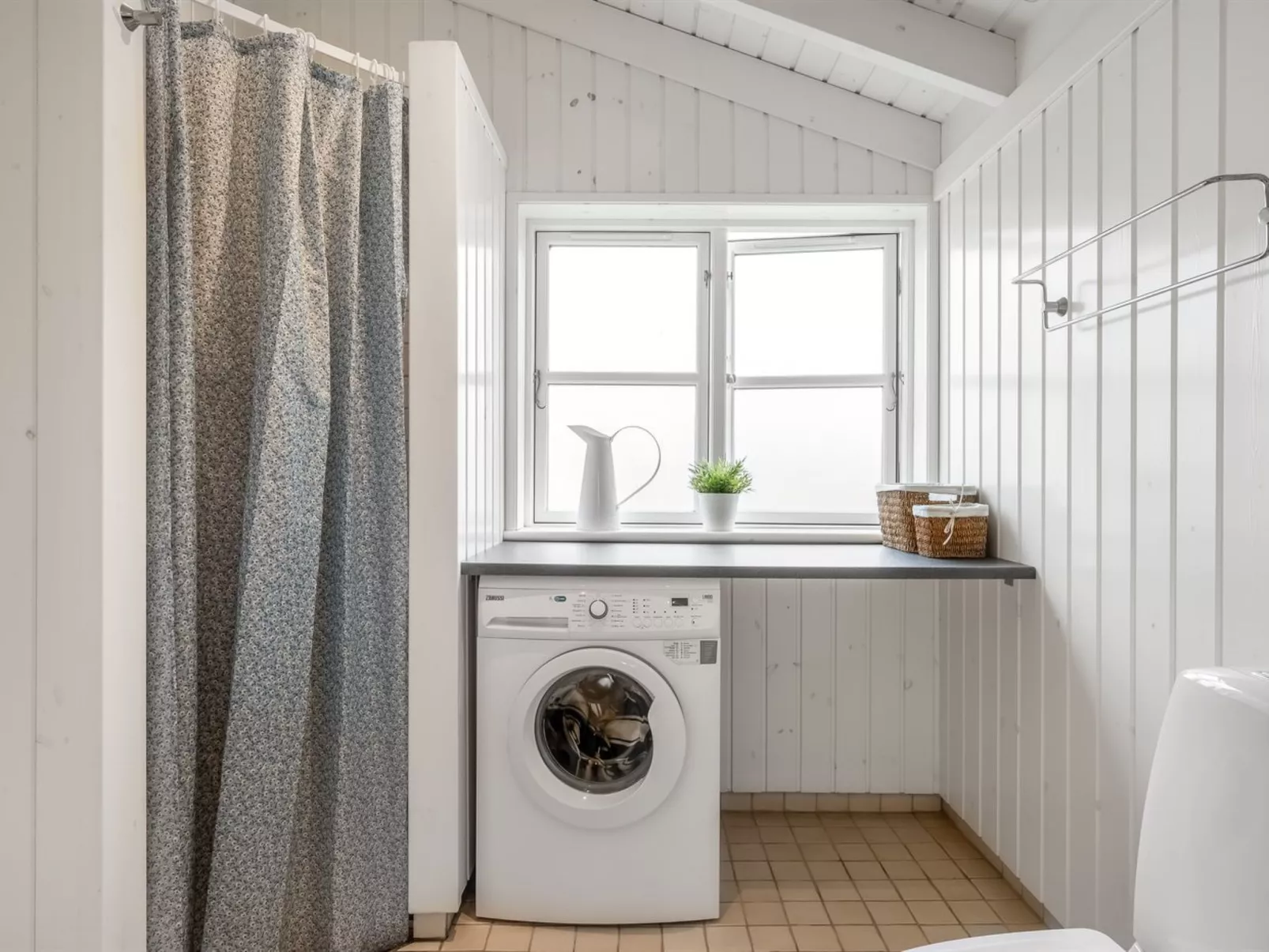 "Danko" - 1.5km from the sea-Binnen