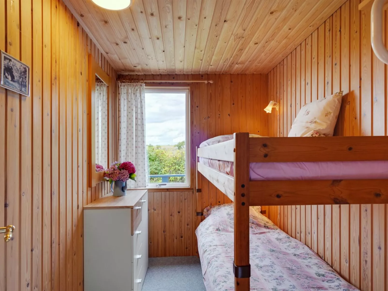 "Herulf" - 100m from the sea-Binnen