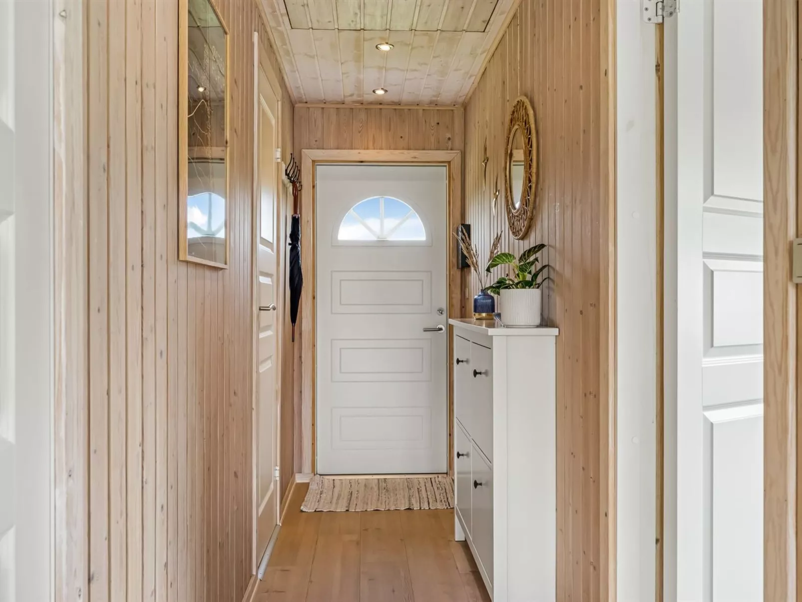 "Ingiald" - 600m from the sea-Binnen