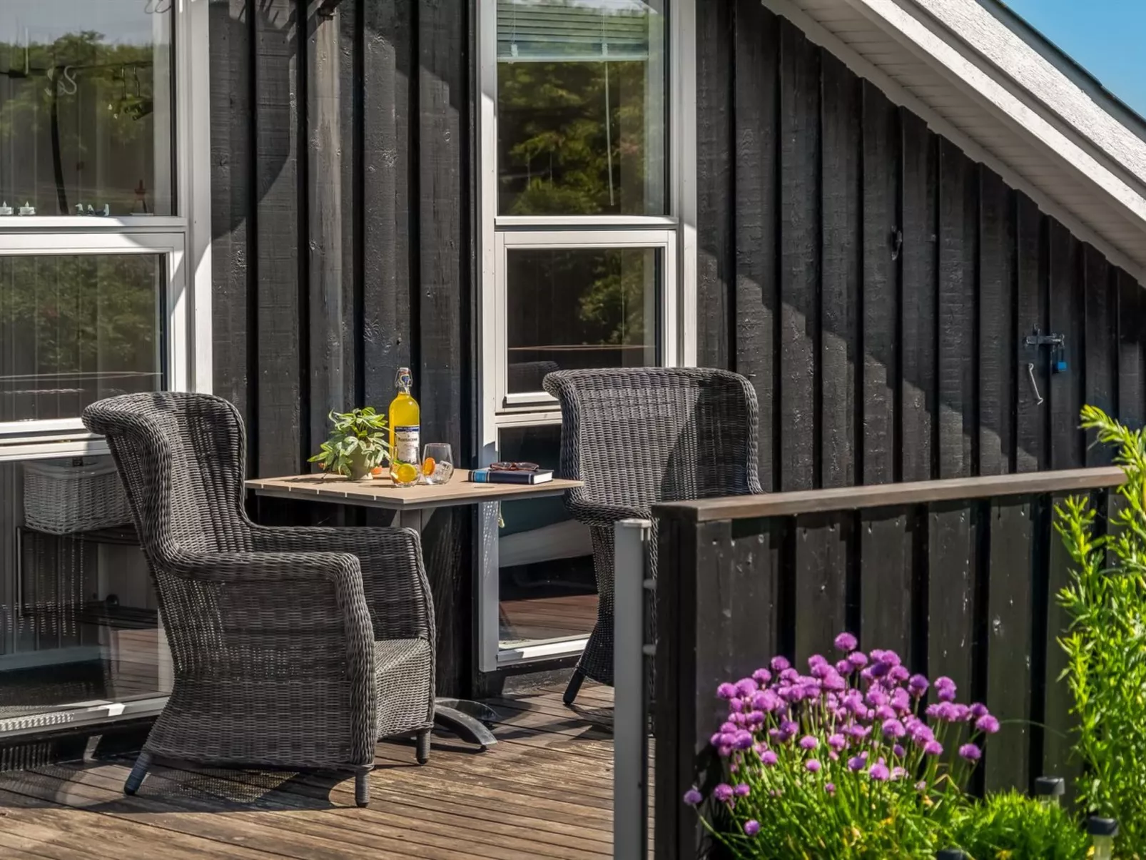 "Sina" - 300m from the sea-Buiten