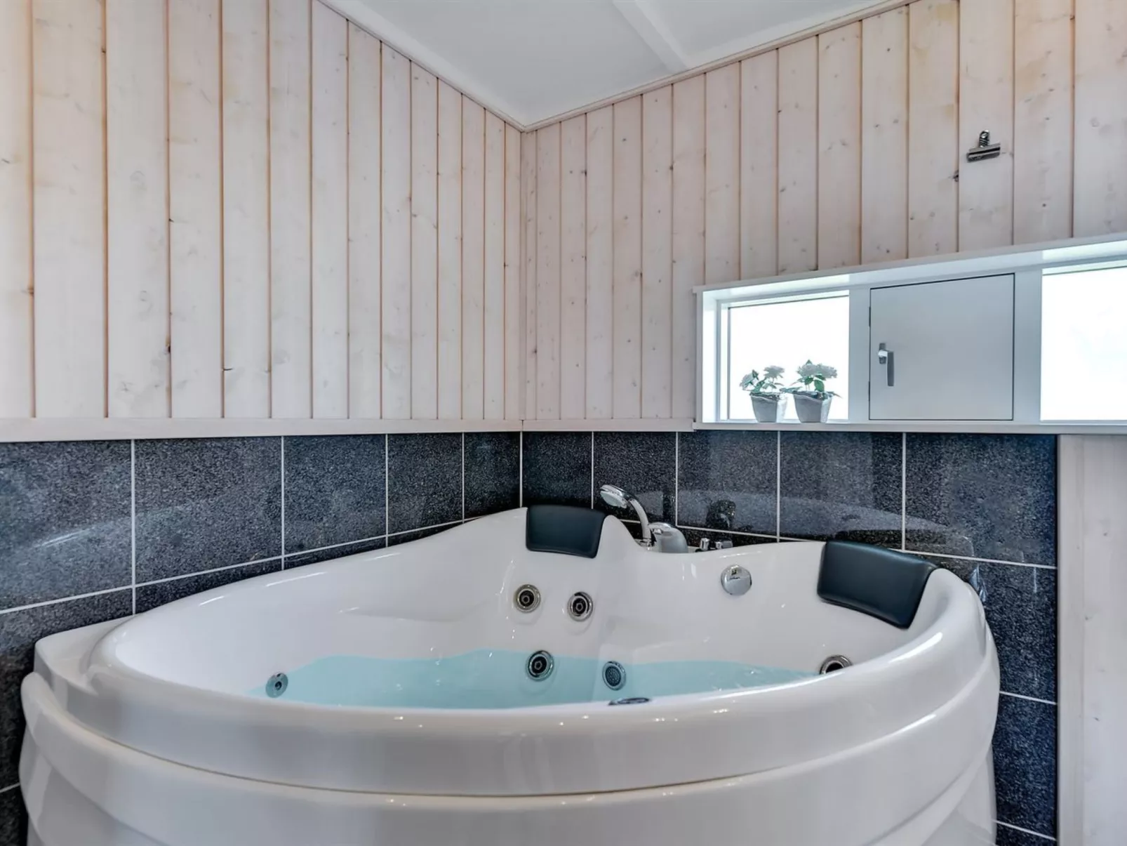 "Domna" - 800m from the sea-Binnen